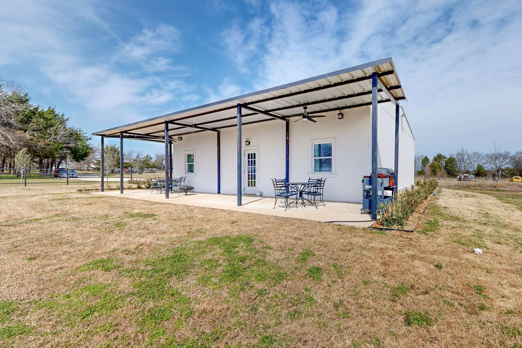 main property photo 20
