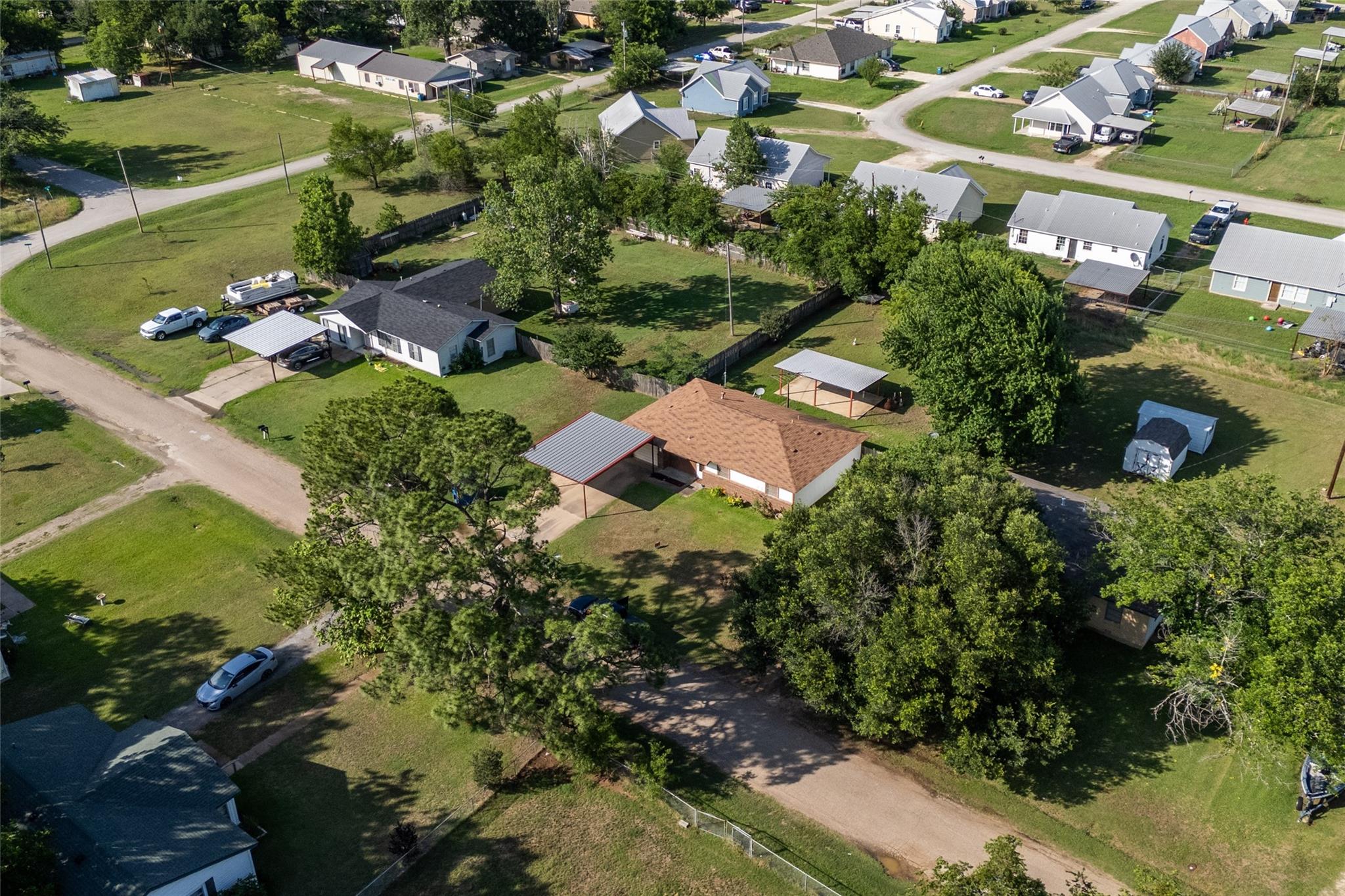 main property photo 14