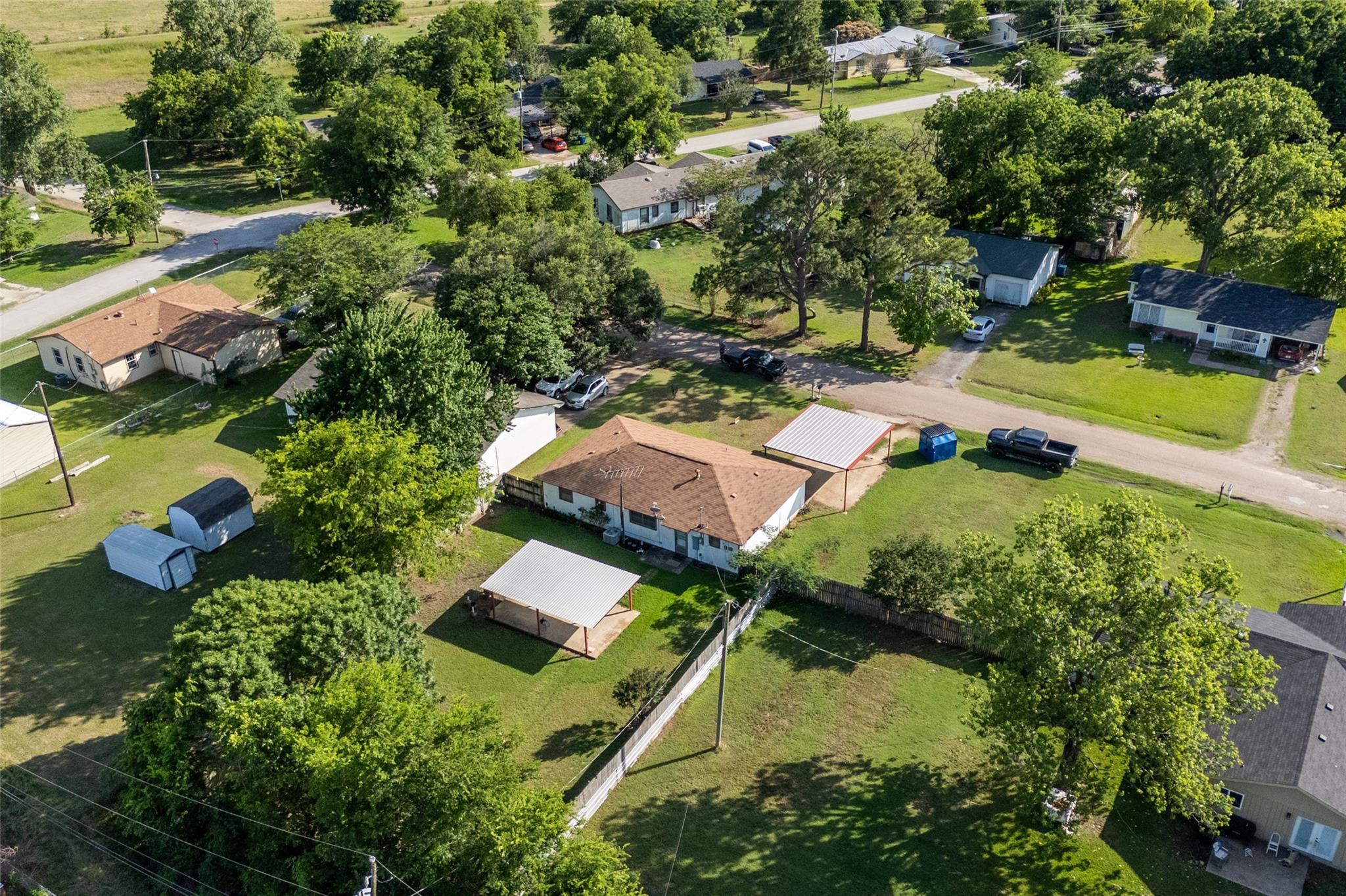 main property photo 15