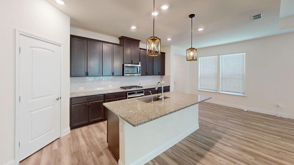 property viewer photo 3