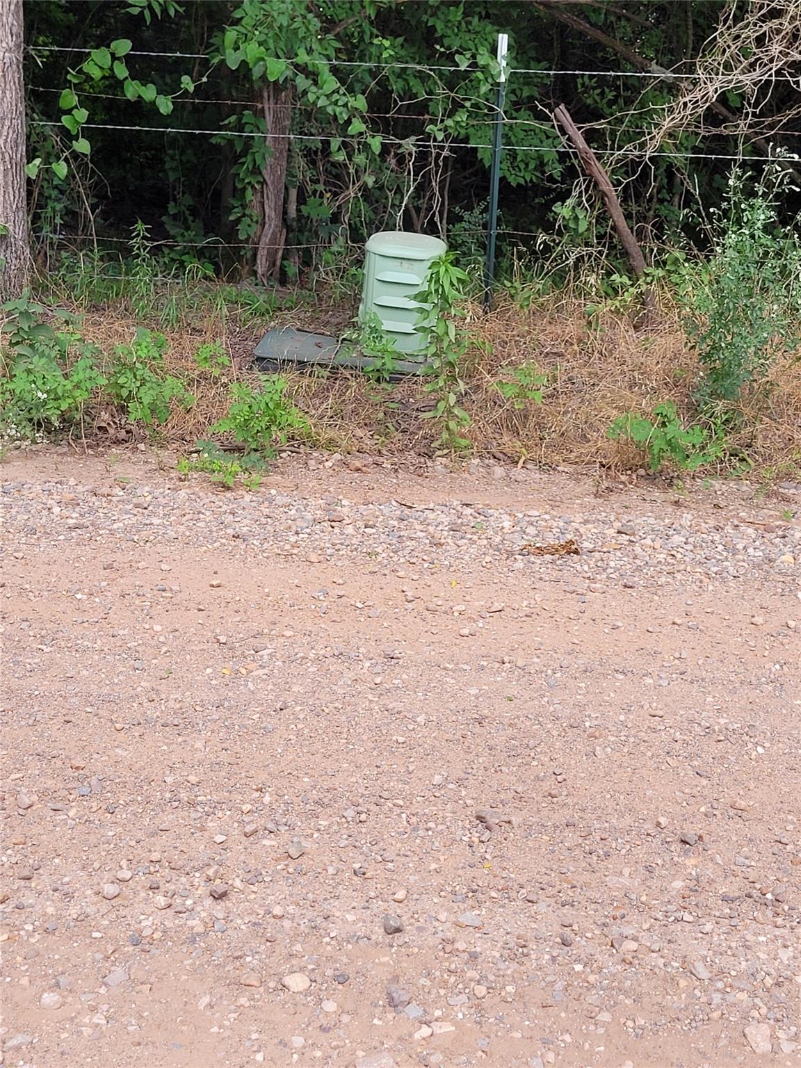 main property photo 35