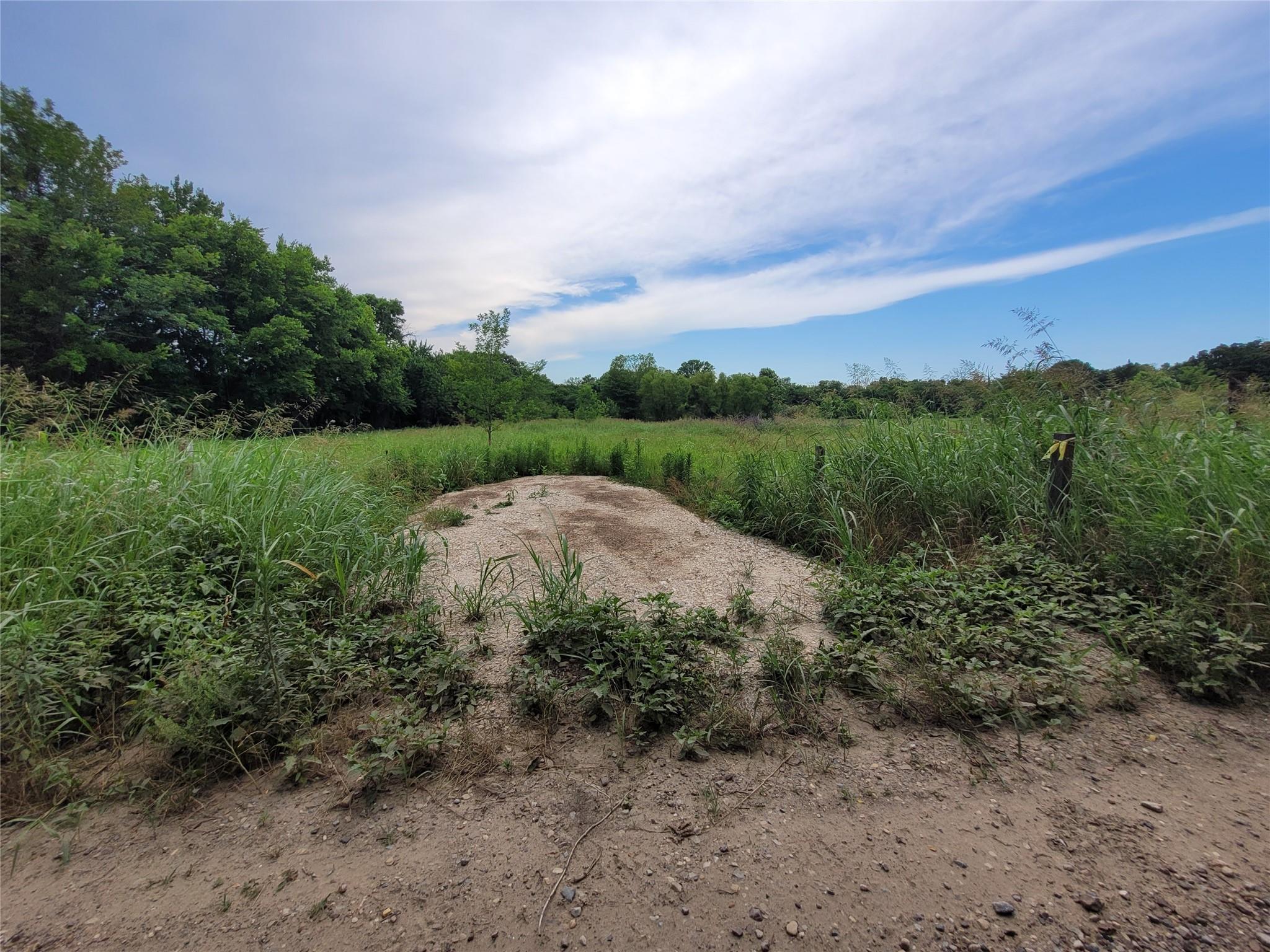 main property photo 7