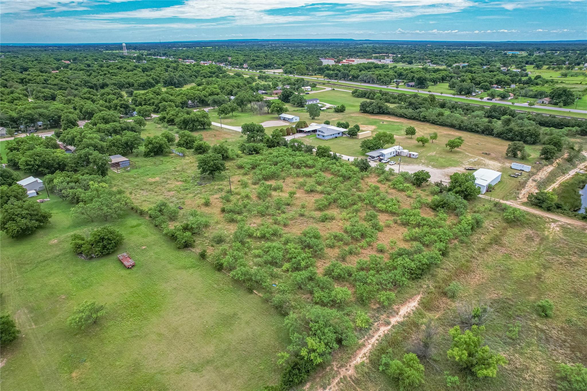 main property photo 8