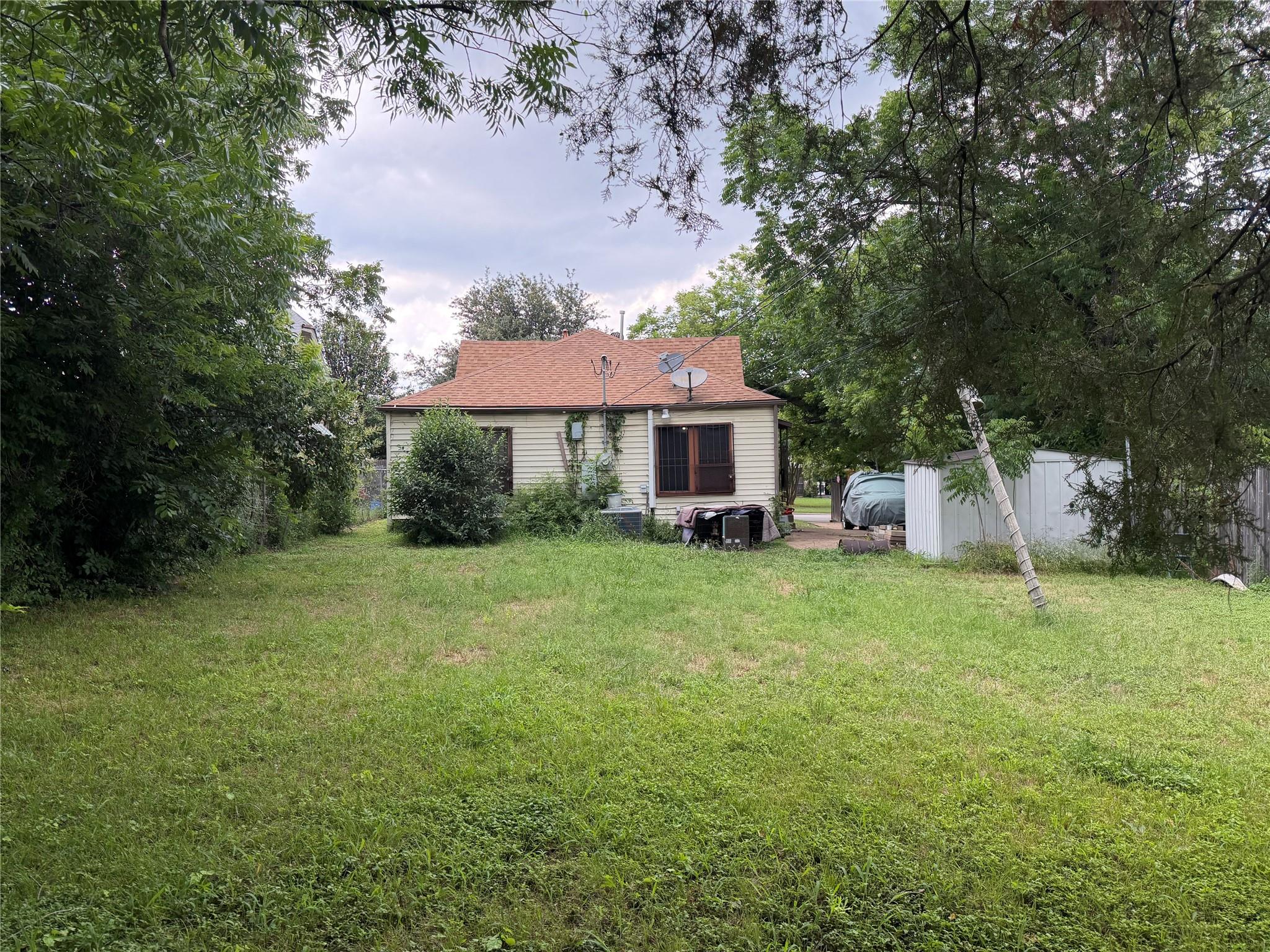 main property photo 10