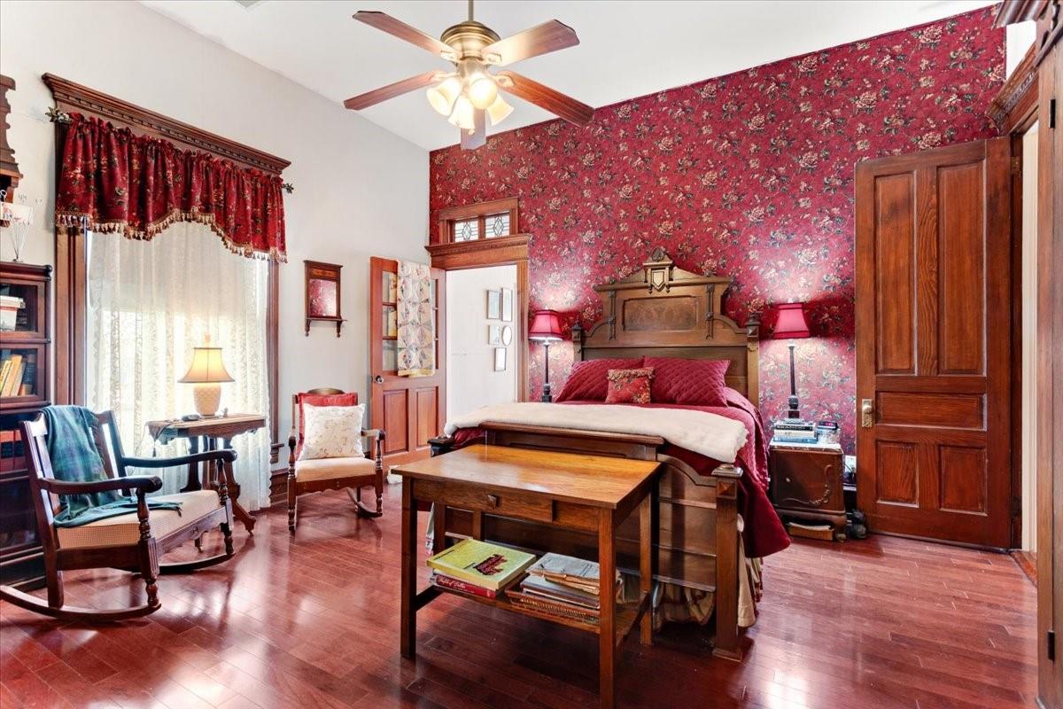 main property photo 20