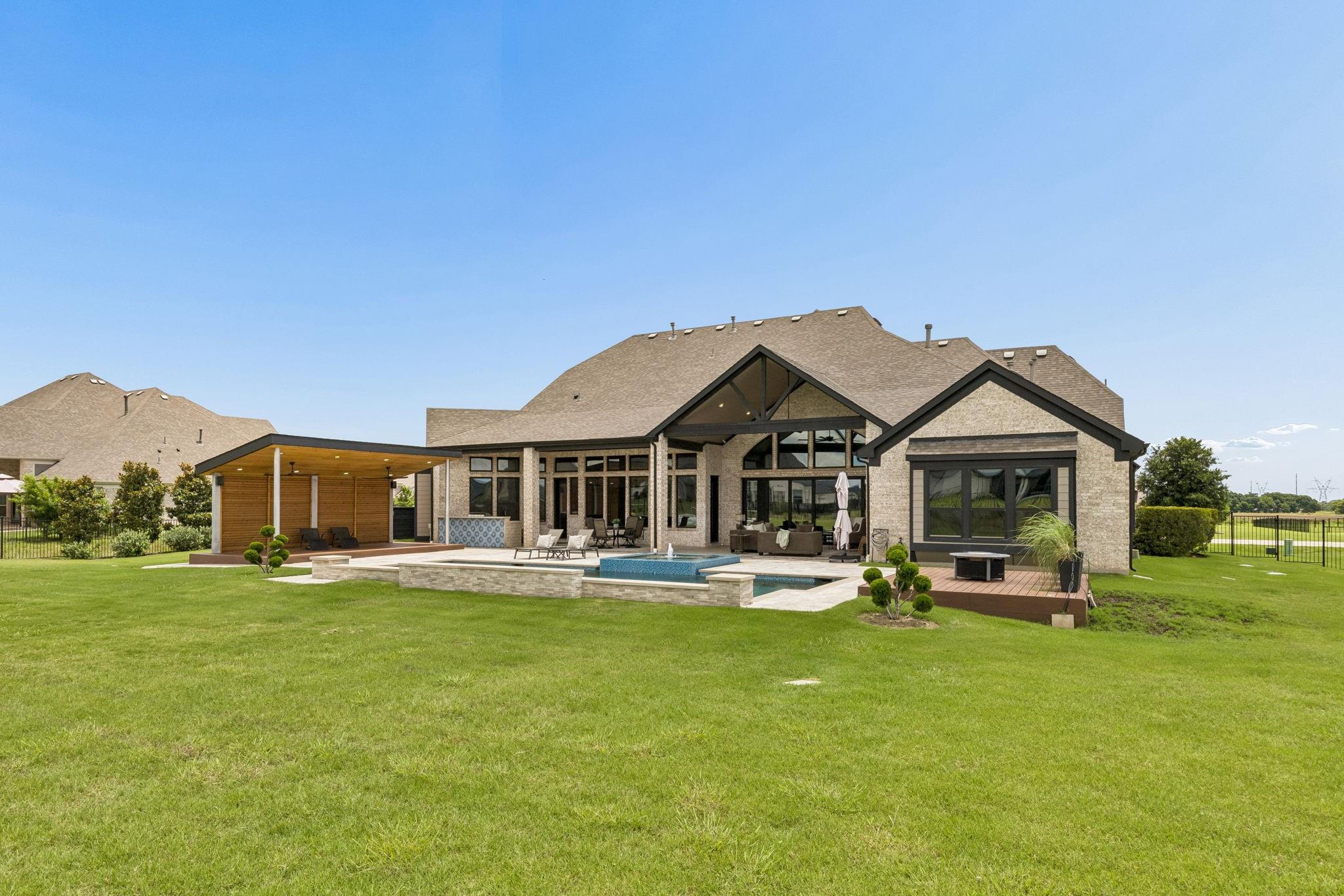 main property photo 32