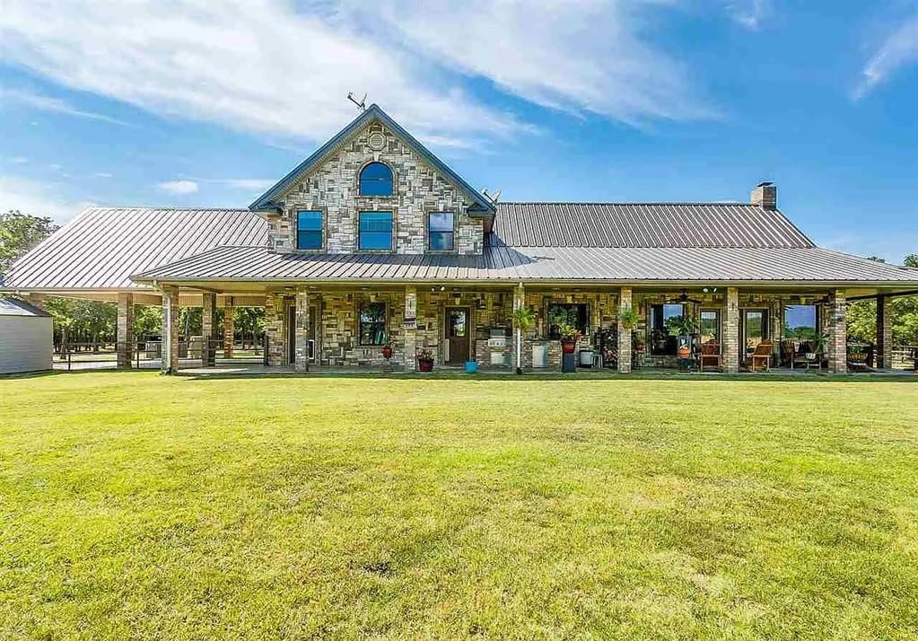main property photo 32