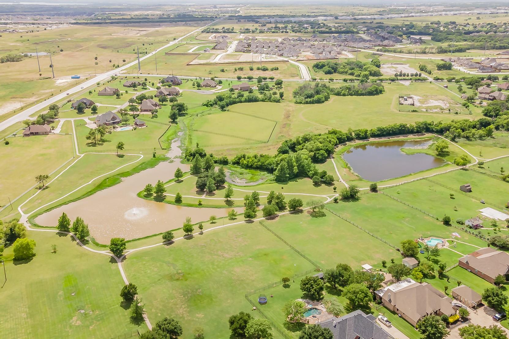 main property photo 37