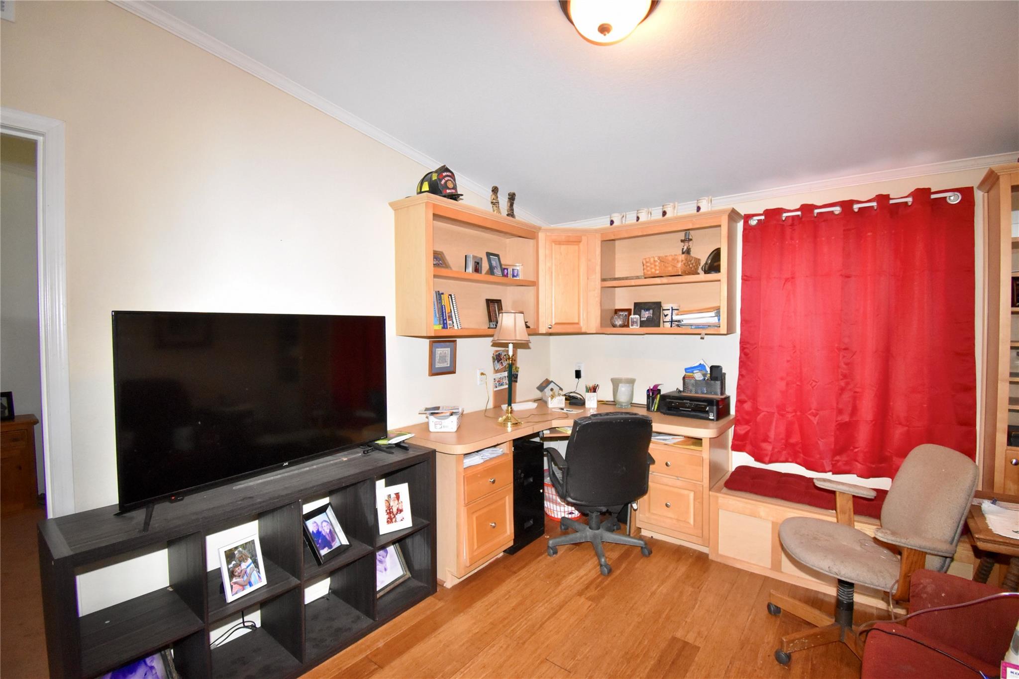 main property photo 12
