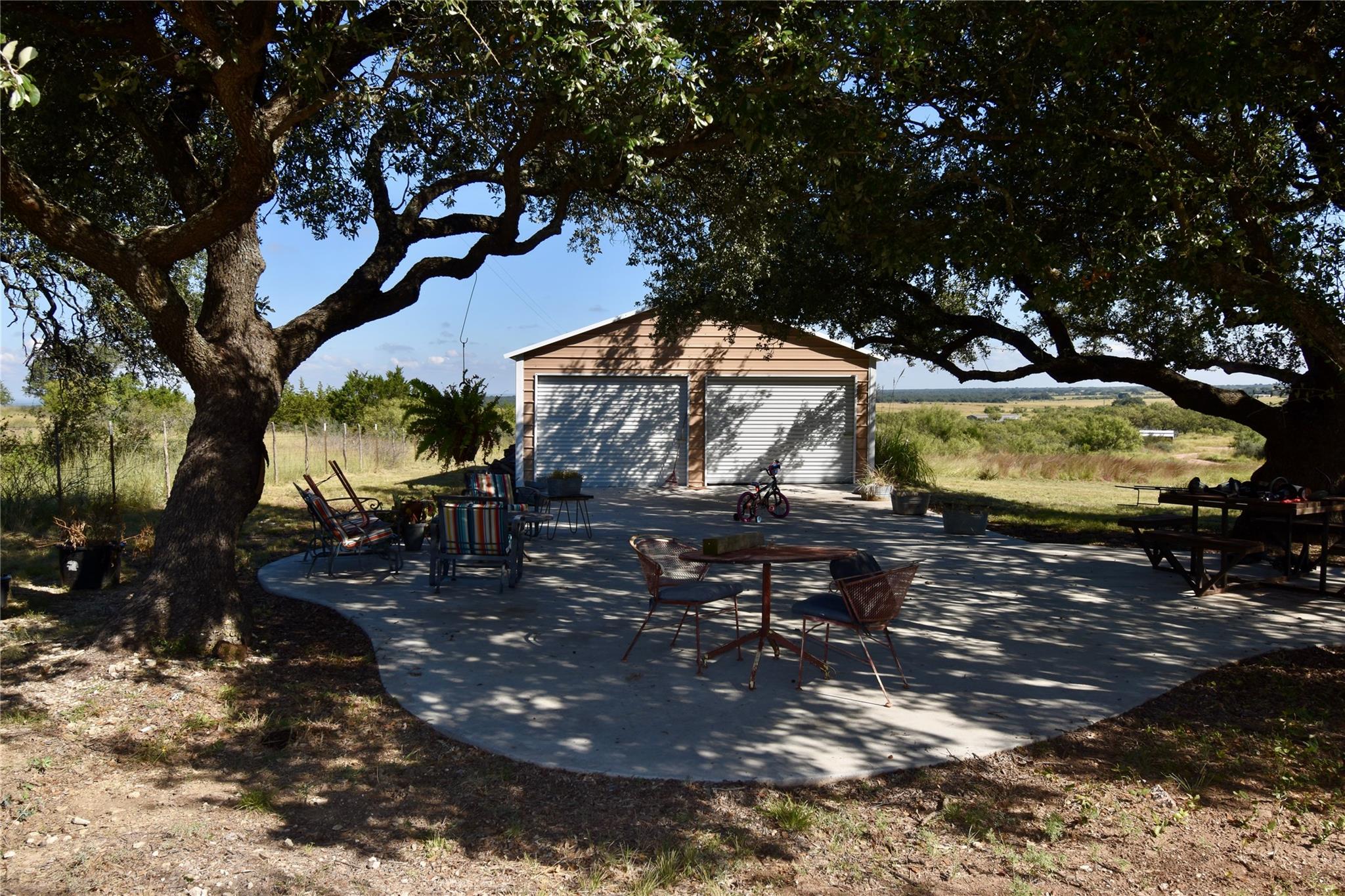 main property photo 27
