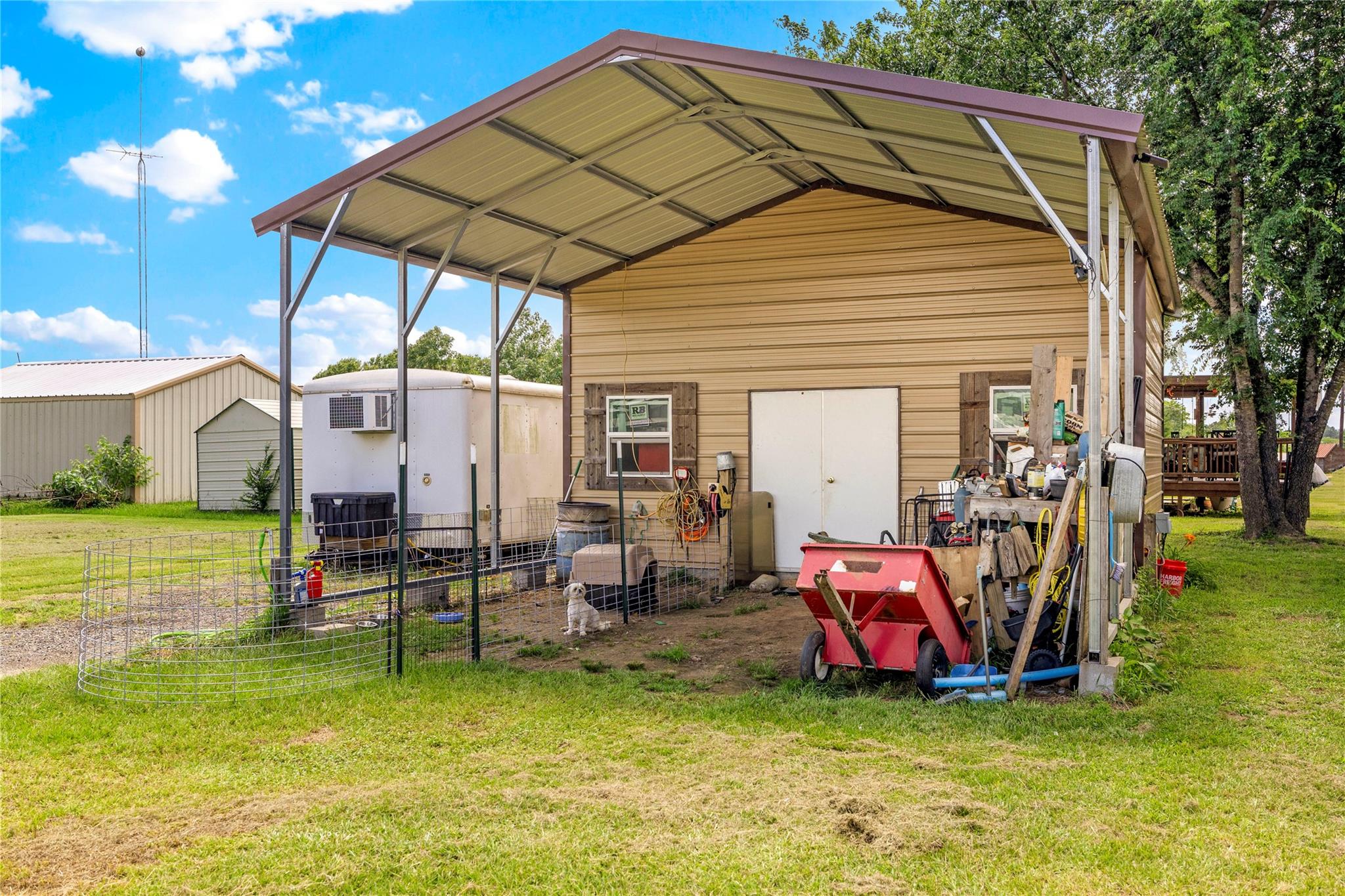 main property photo 21