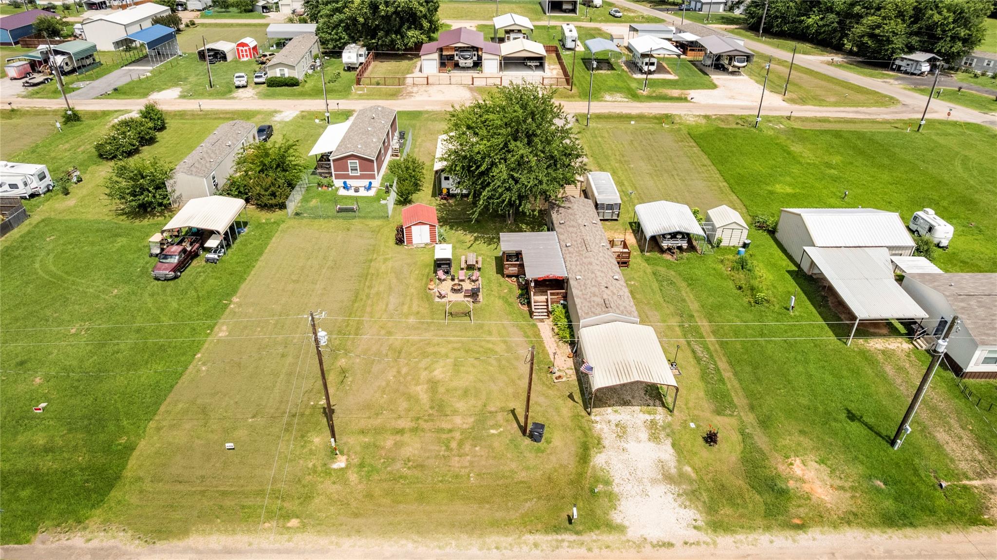 main property photo 24