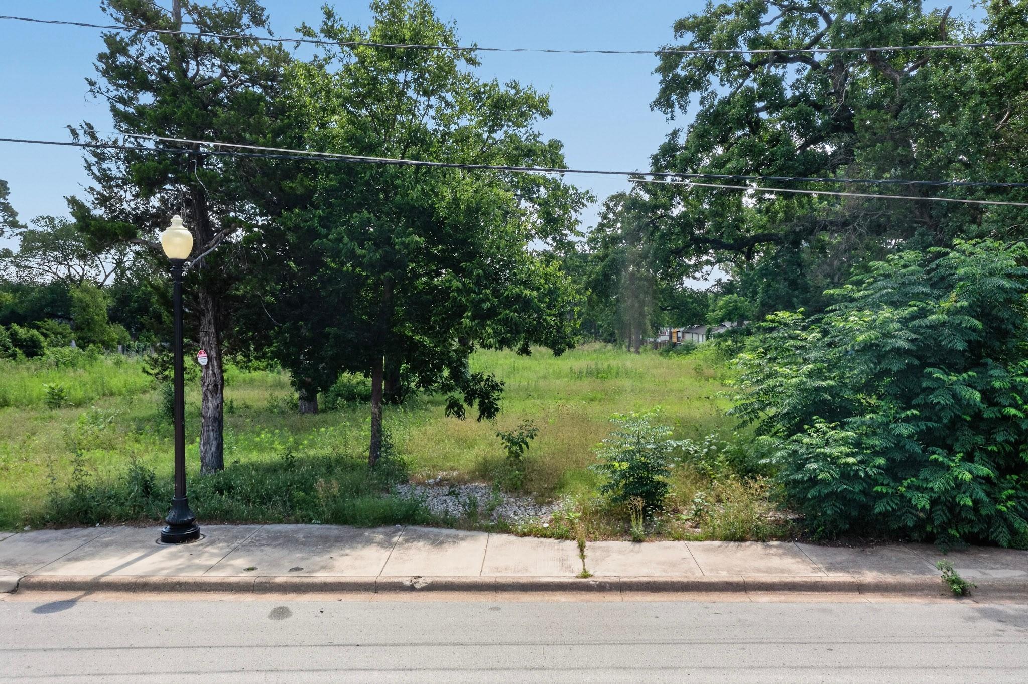 main property photo 20