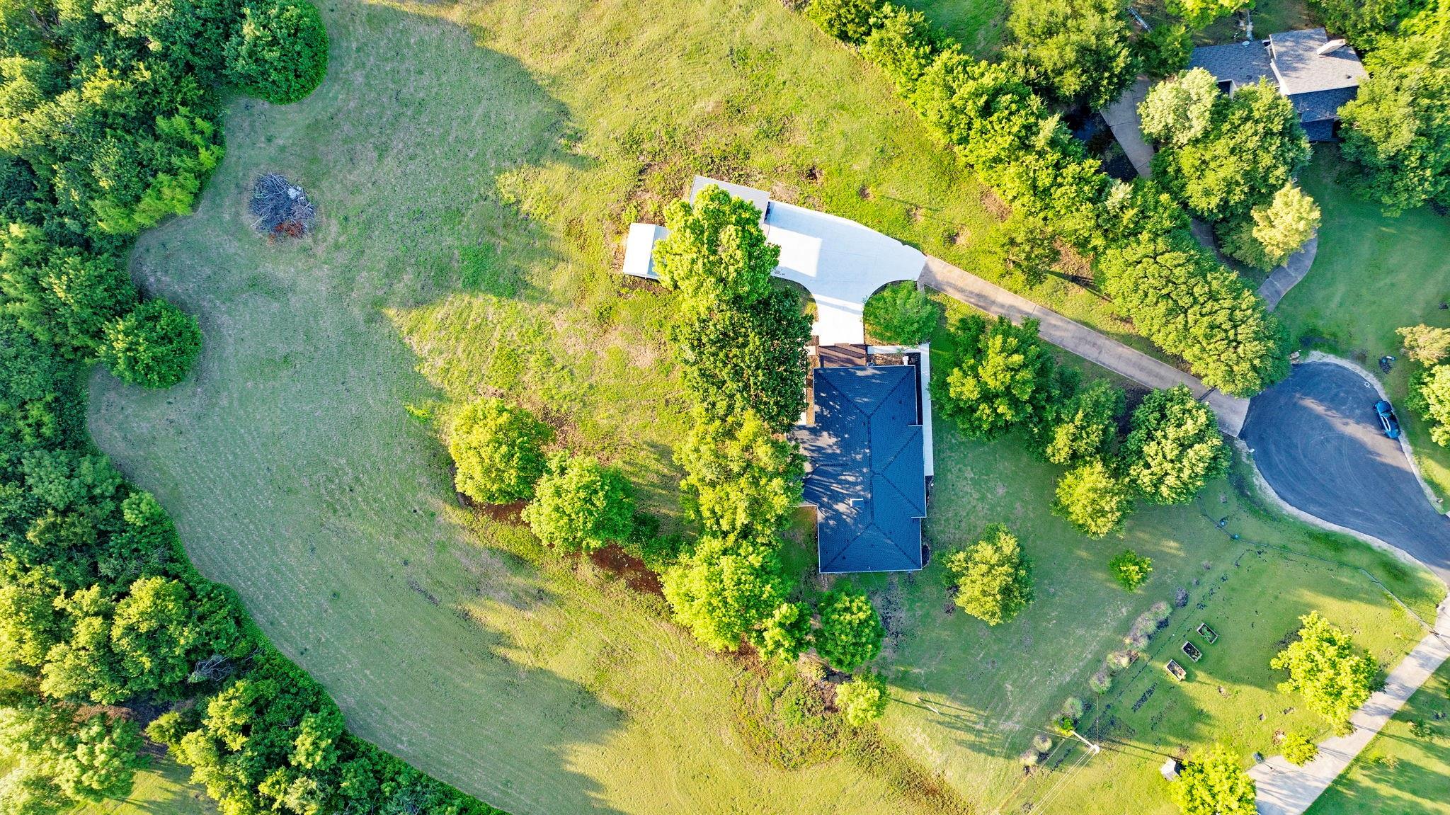 main property photo 36