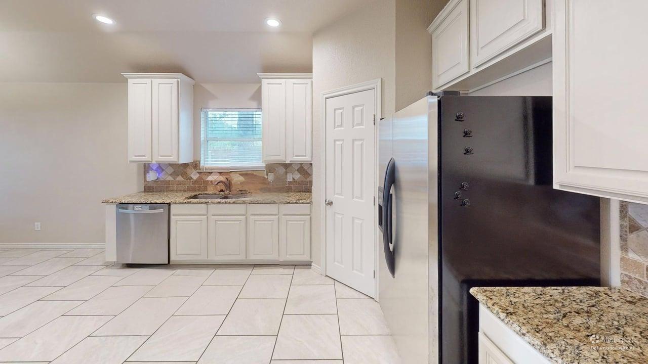 property viewer photo 3