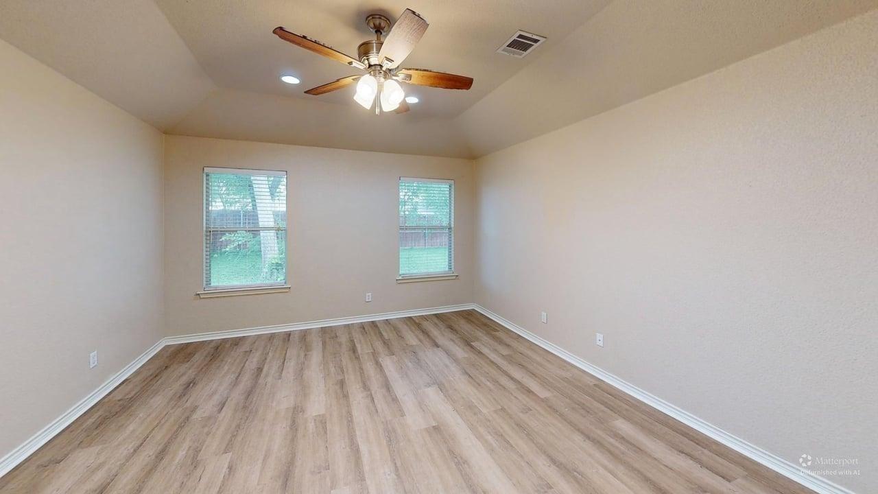 property viewer photo 8