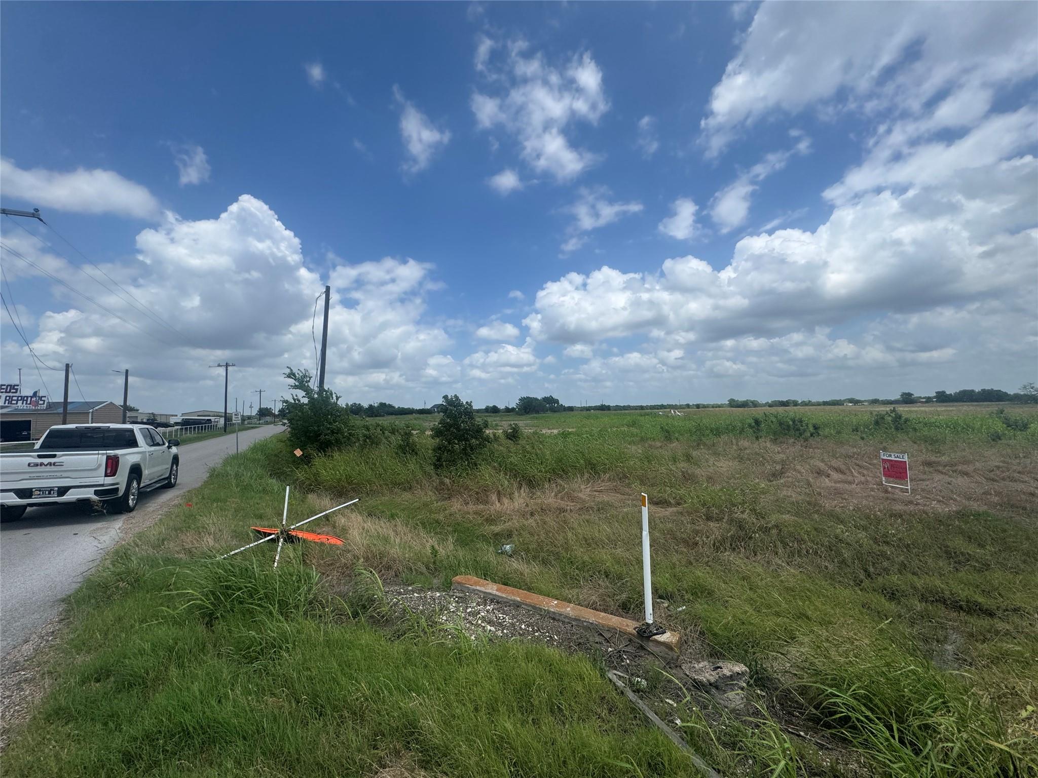 main property photo 8