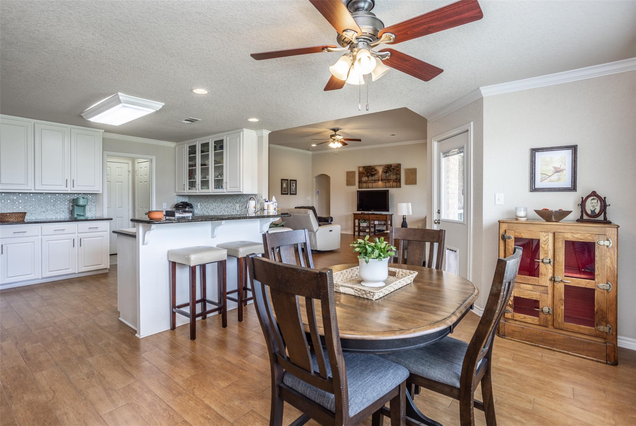 property viewer photo 11