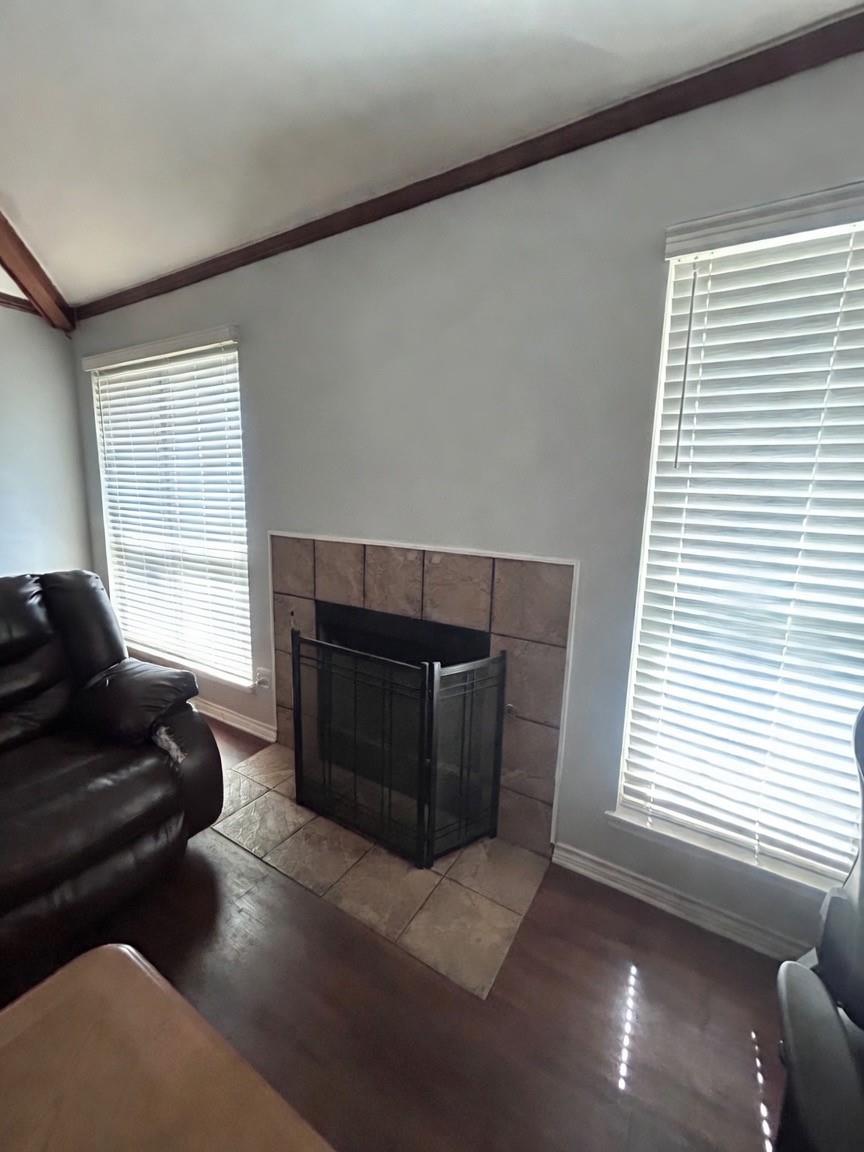property viewer photo 2