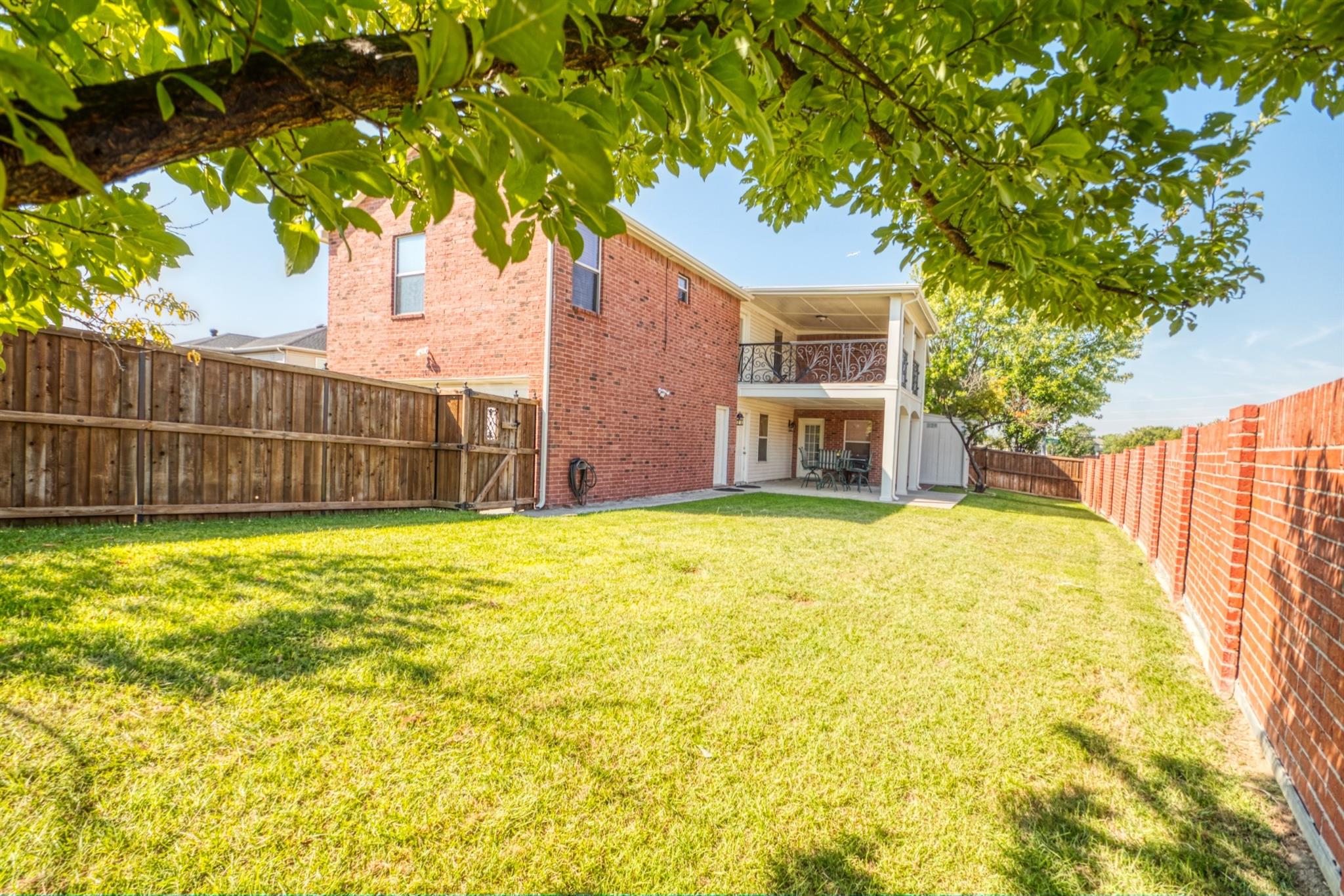 main property photo 29