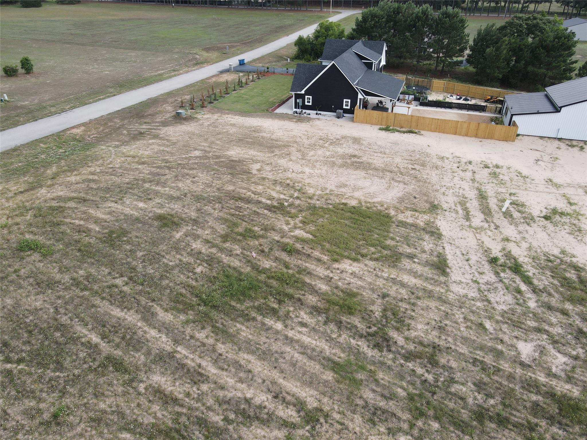main property photo 6