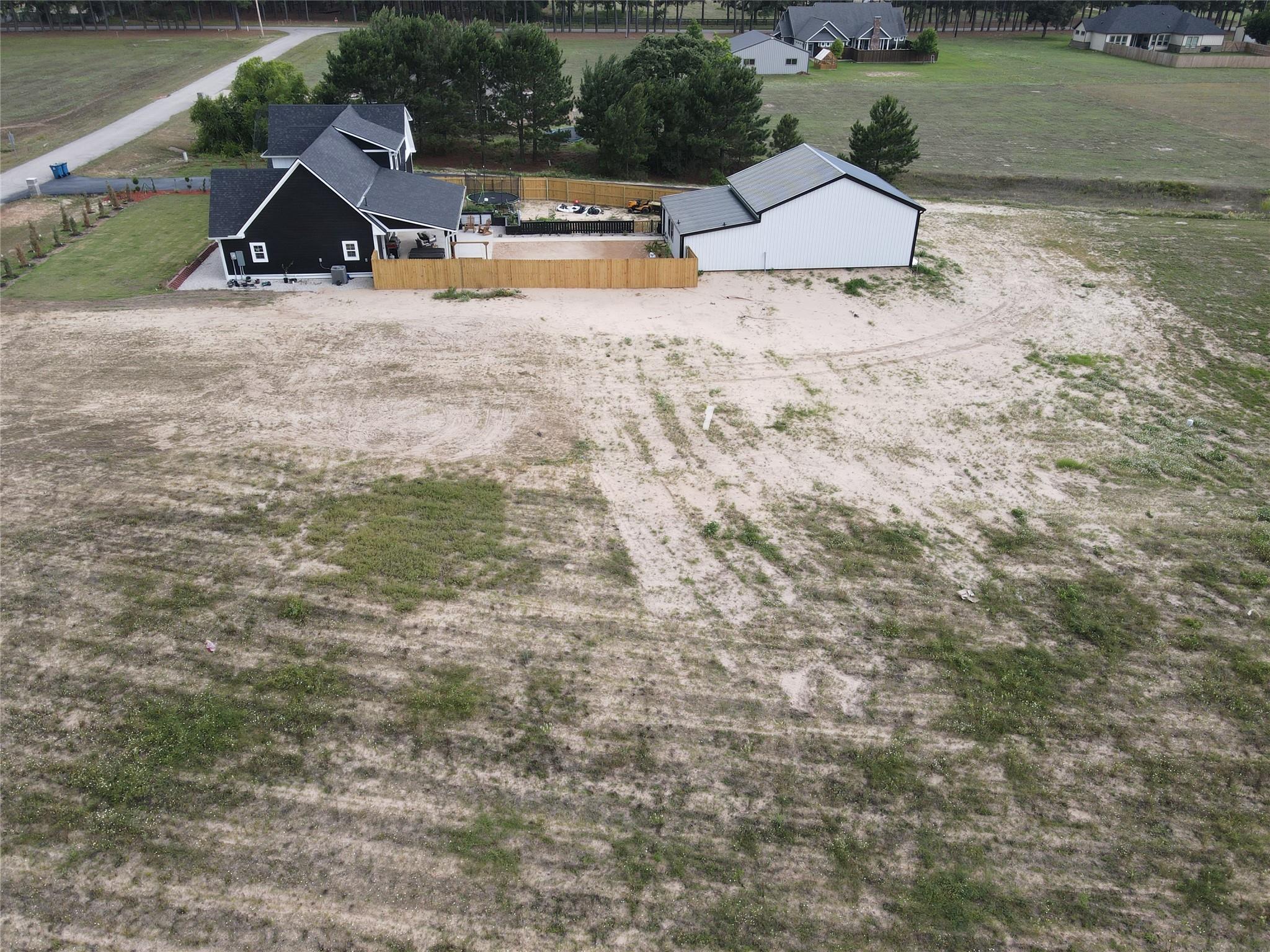 main property photo 7