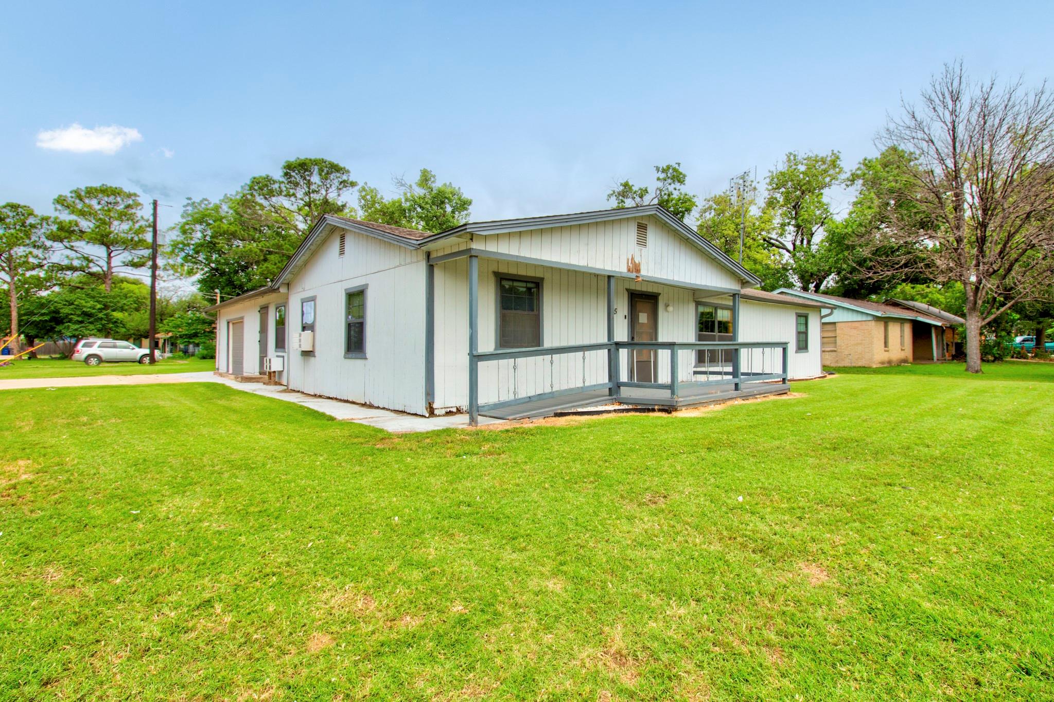main property photo 1