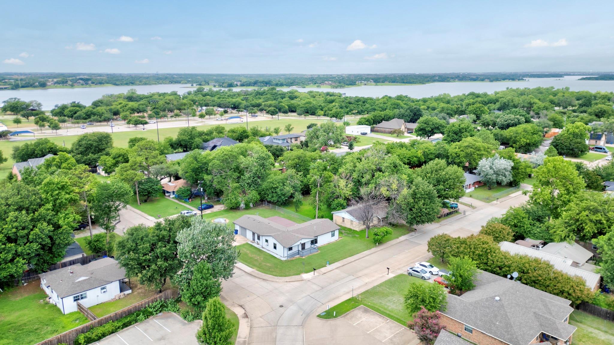 main property photo 3