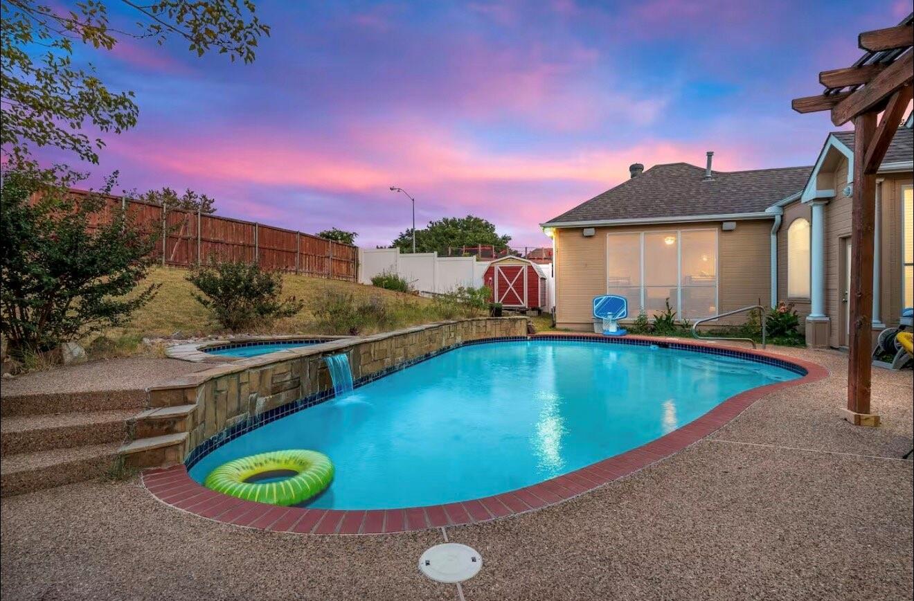 main property photo 29