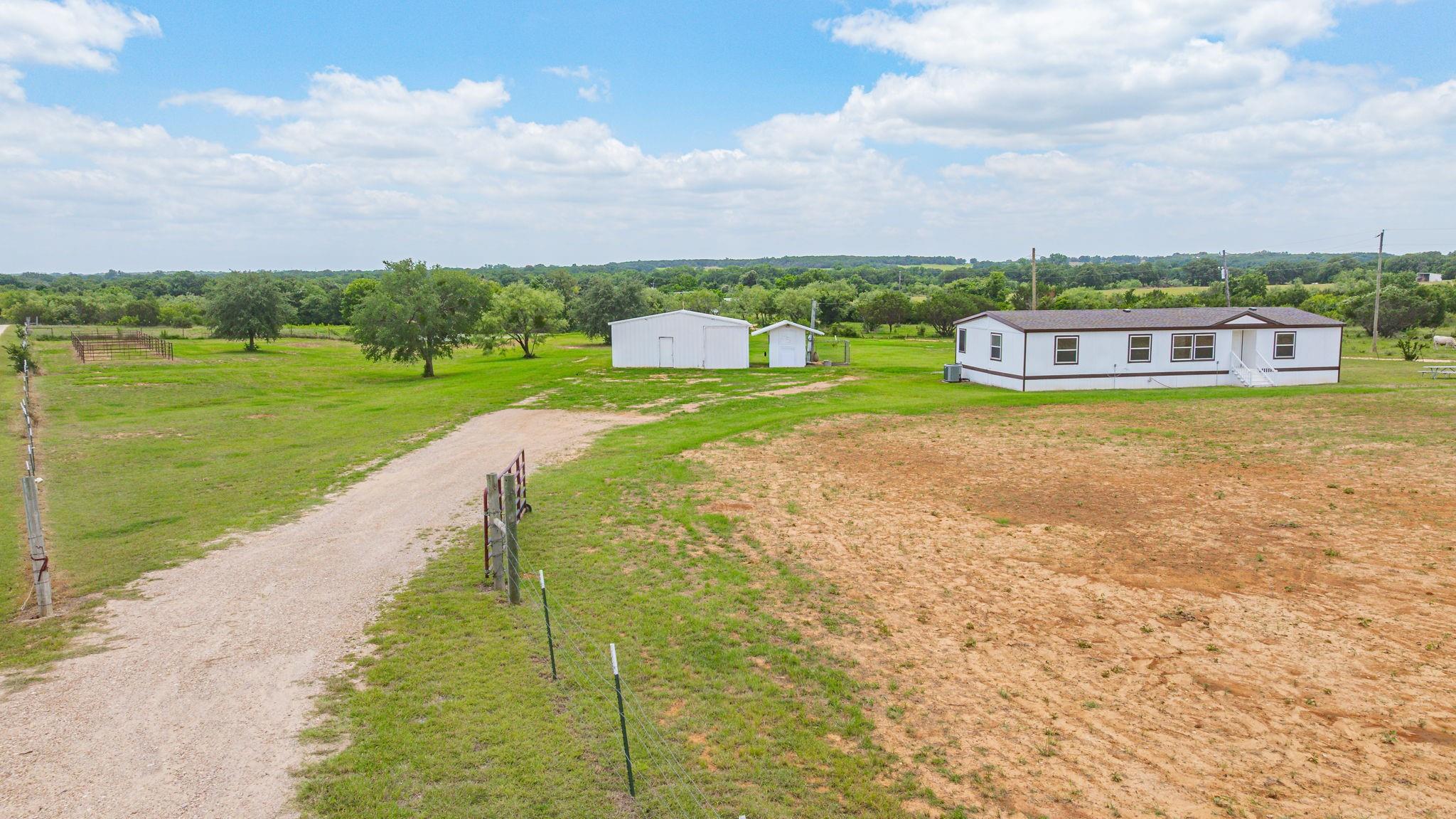 main property photo 30