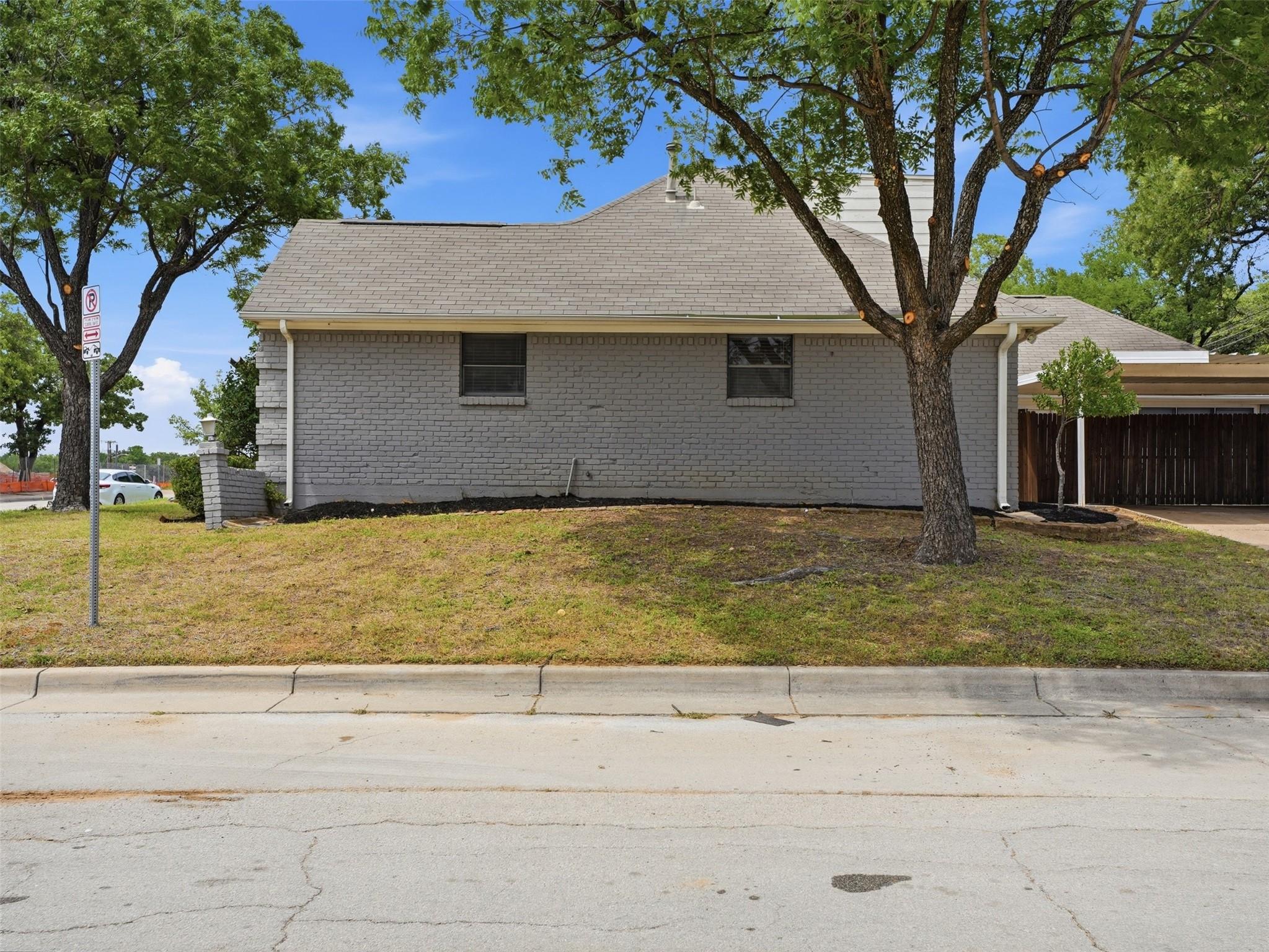 main property photo 34