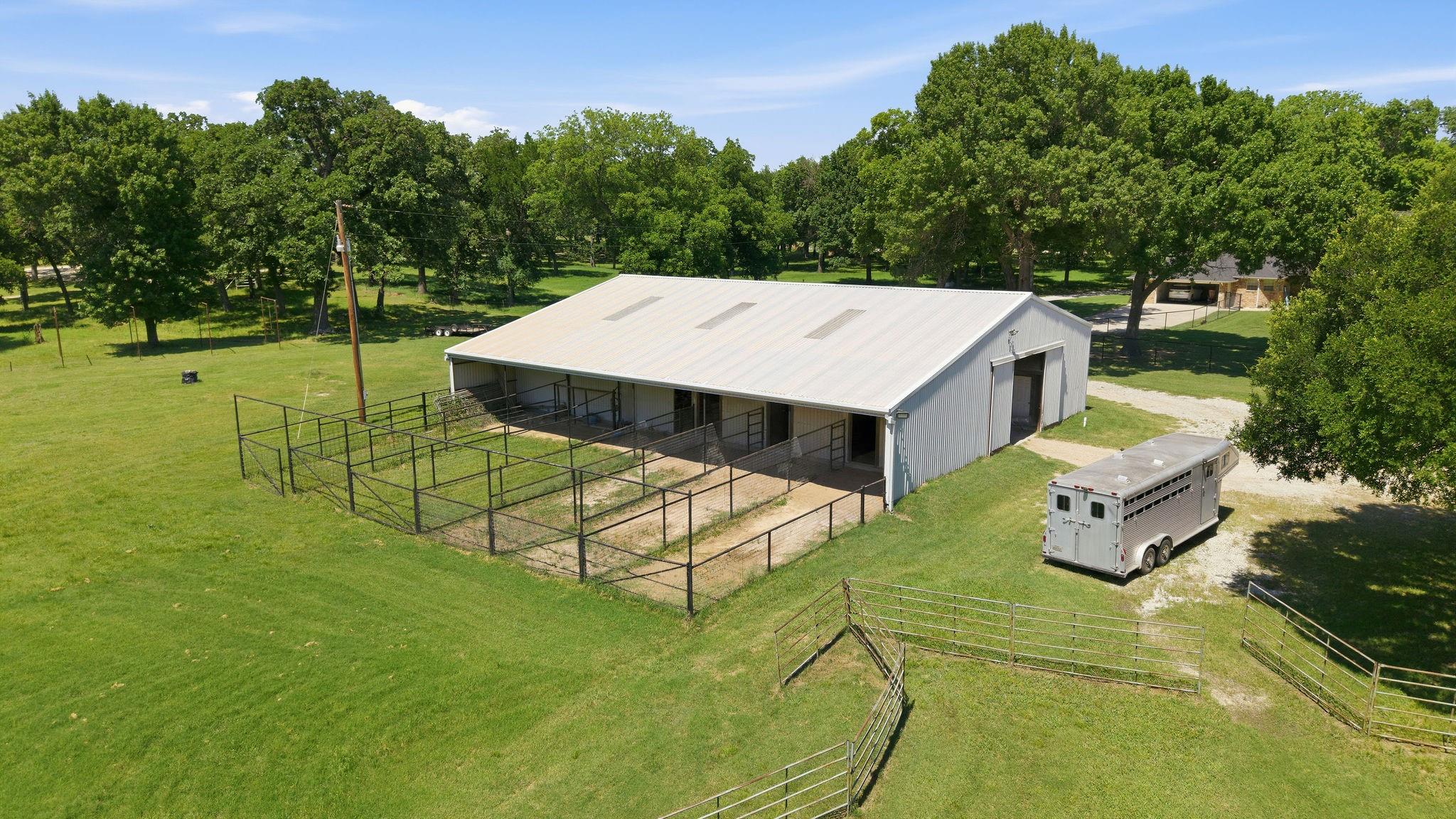 main property photo 24