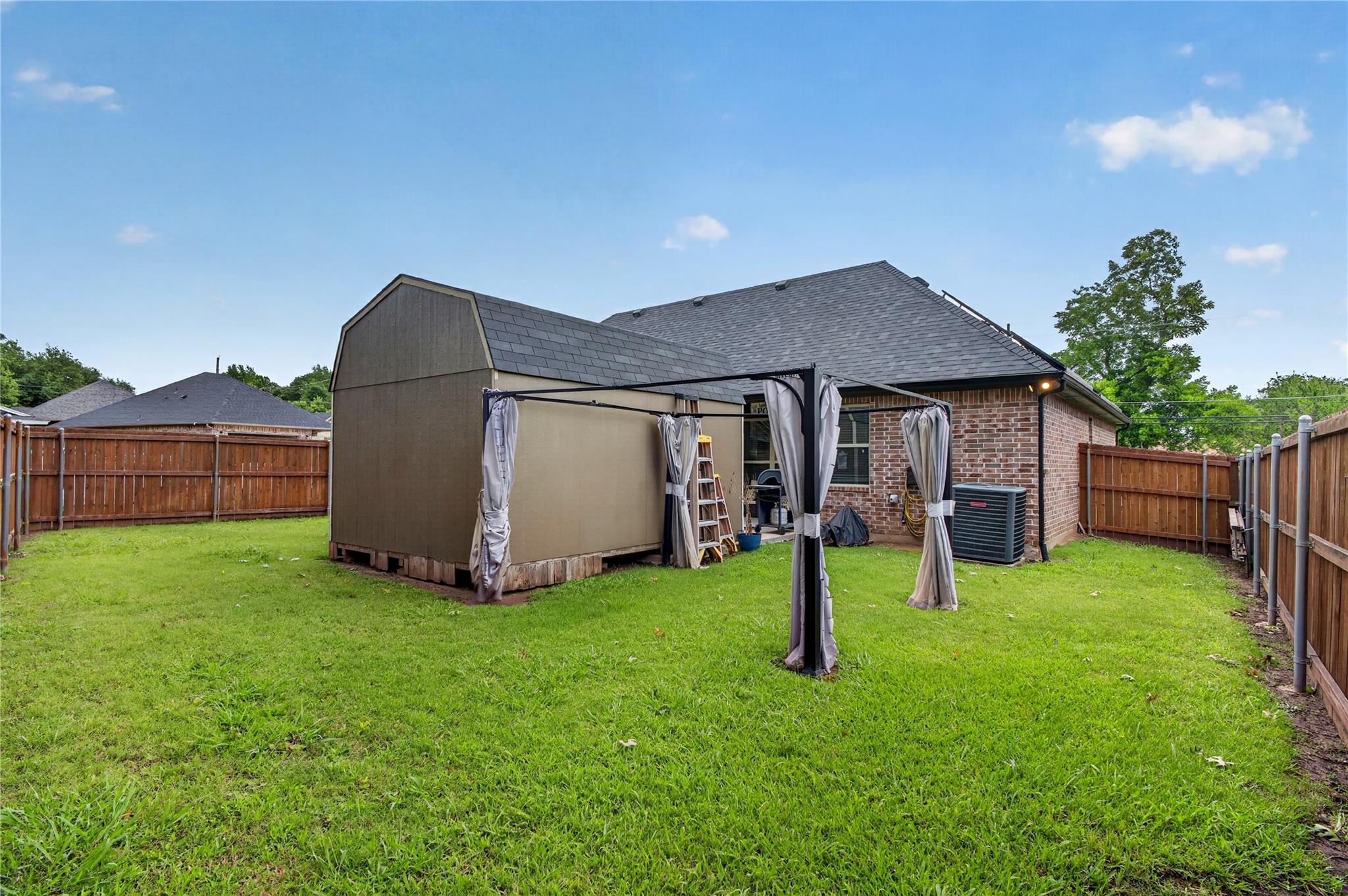 main property photo 32