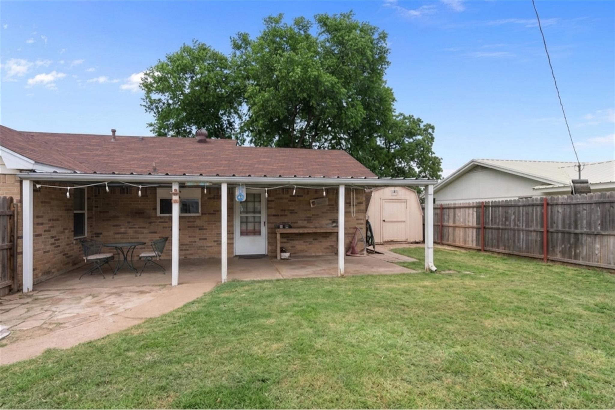 main property photo 24