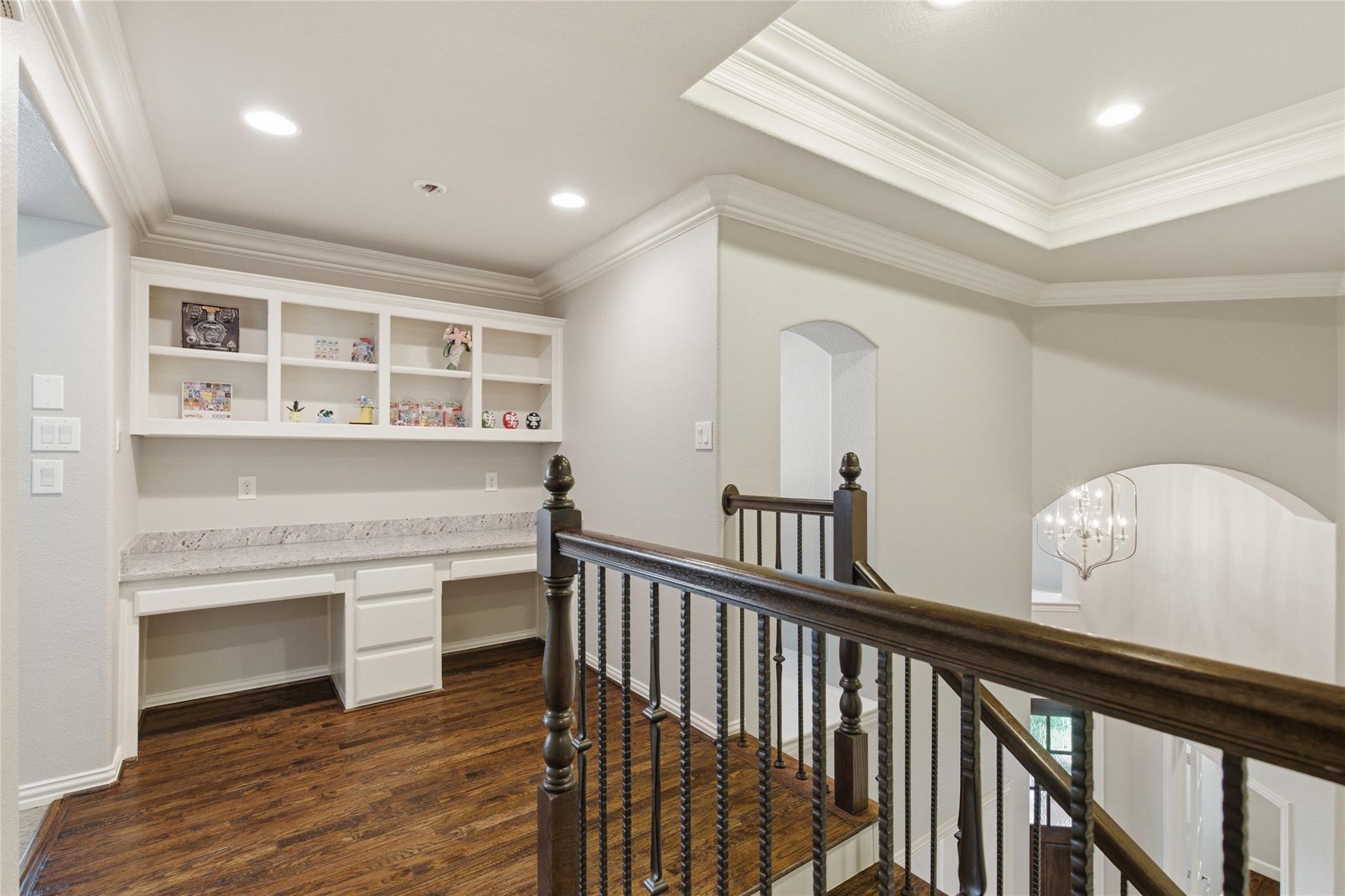main property photo 32
