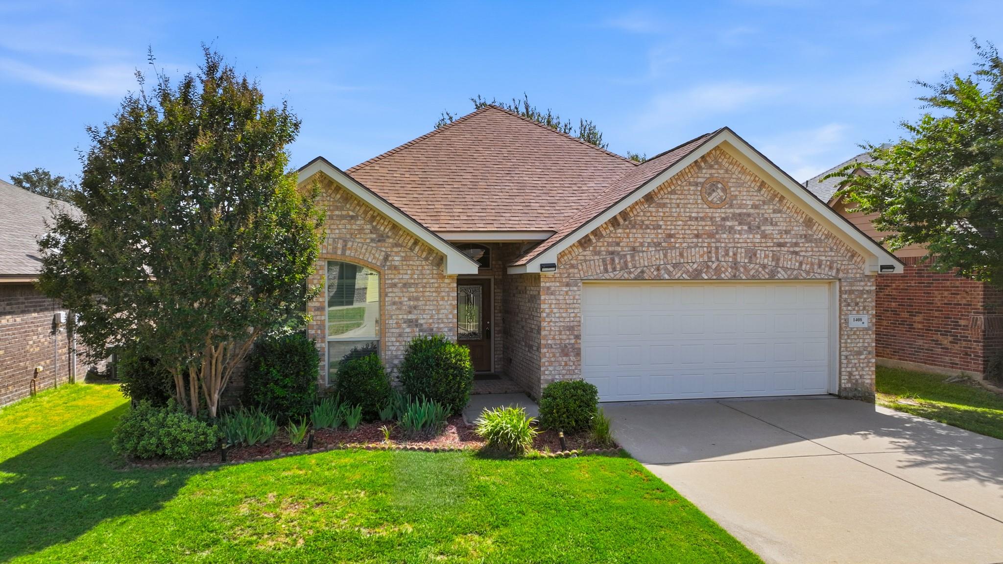 main property photo 38