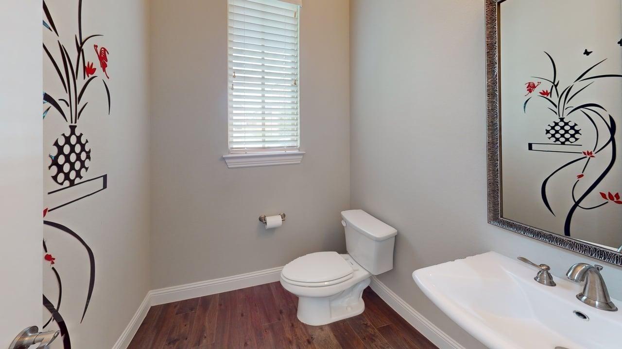 main property photo 18