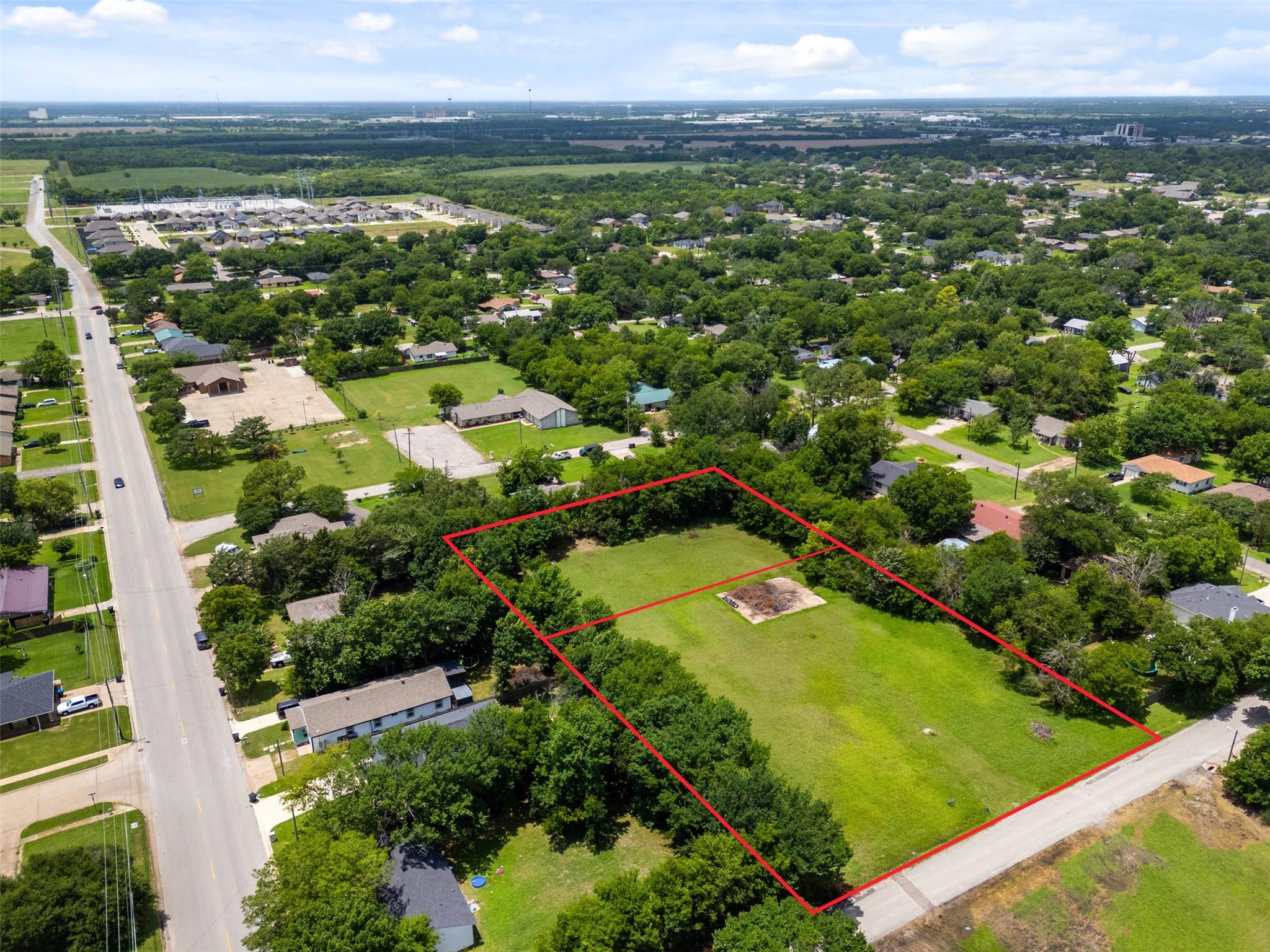 main property photo 13