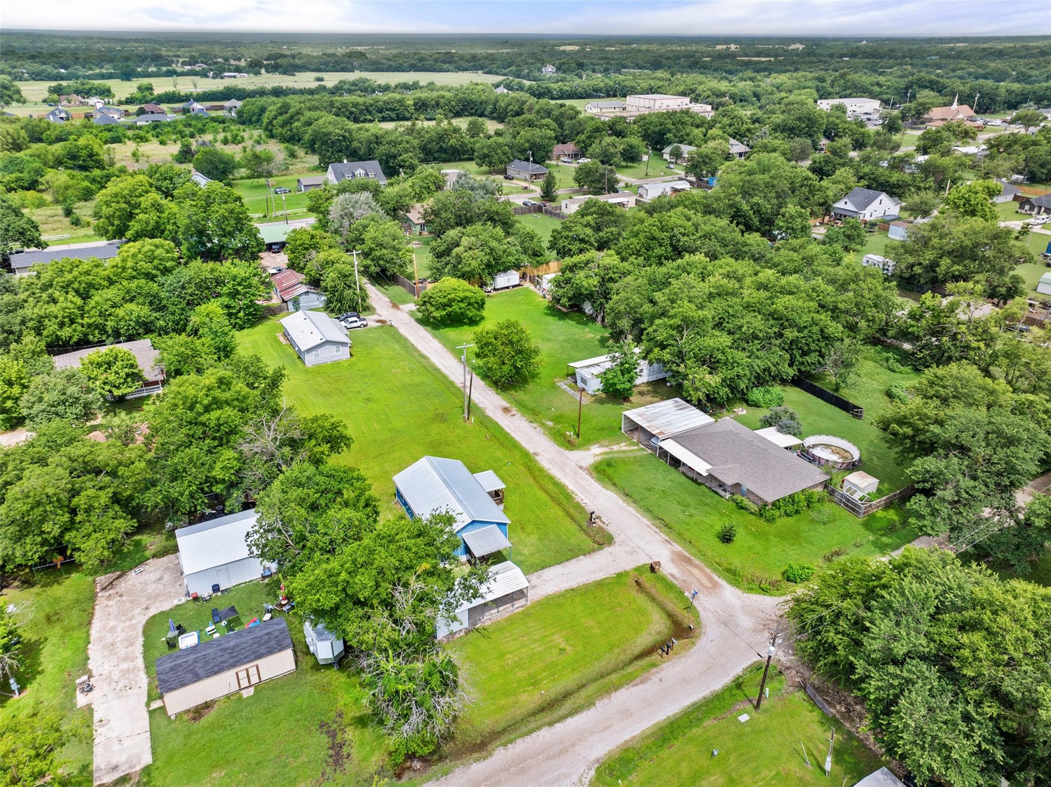 main property photo 30