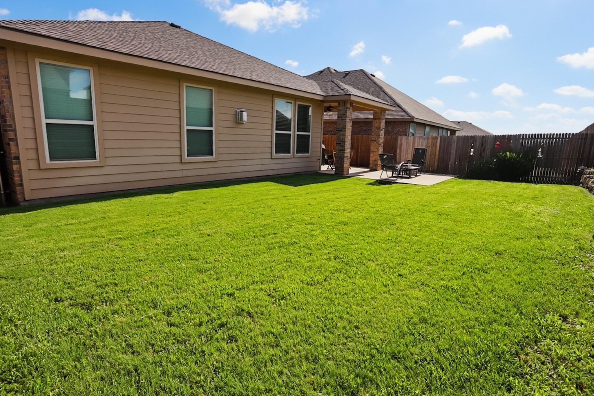 main property photo 12