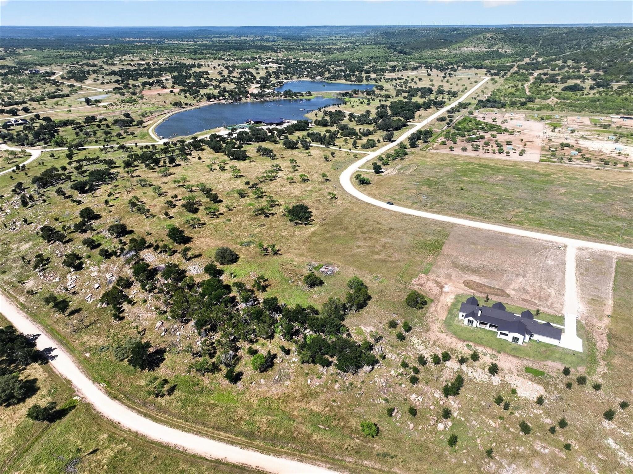 main property photo 11