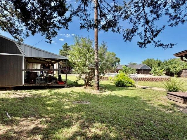 main property photo 11