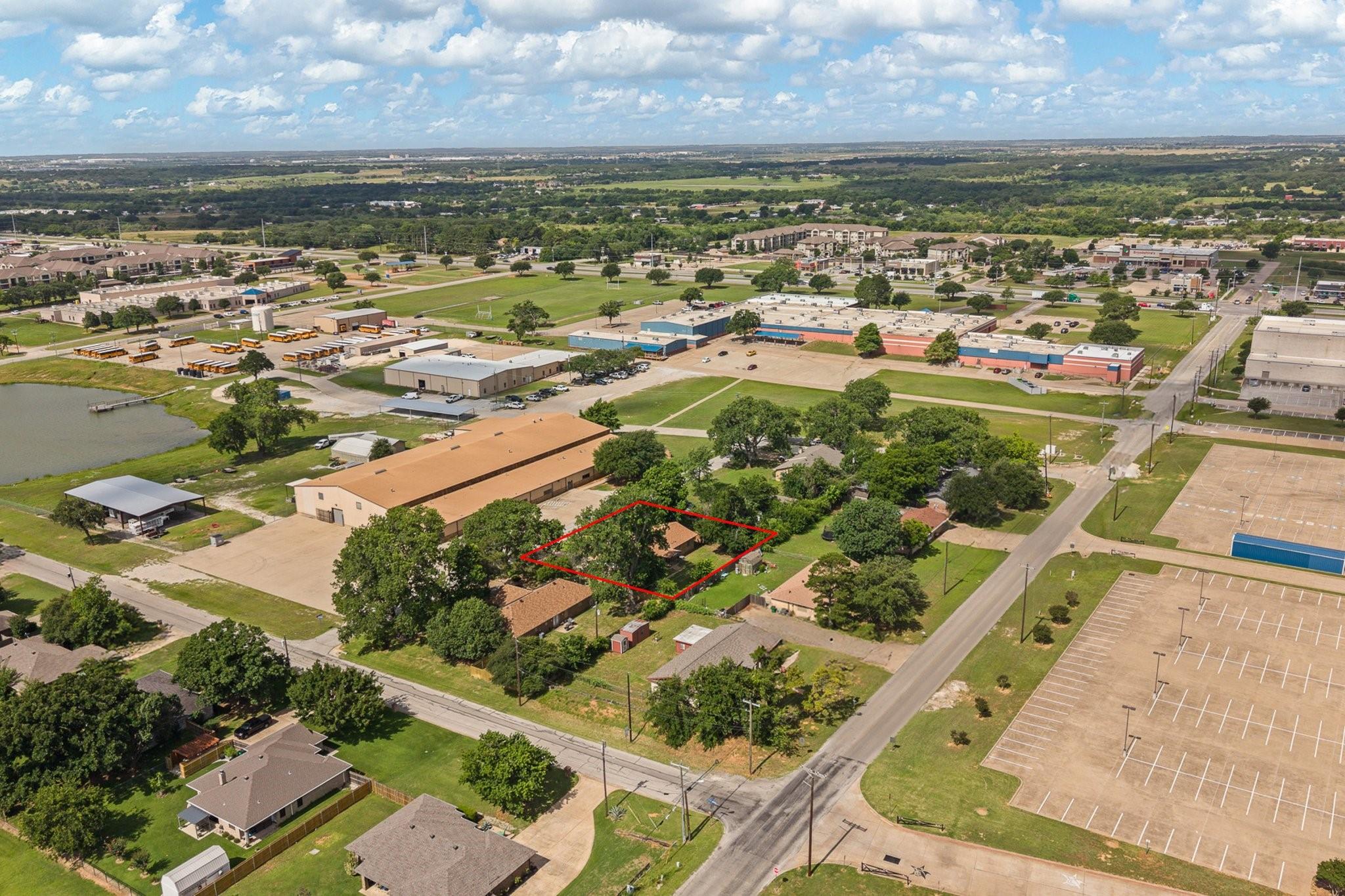 main property photo 20