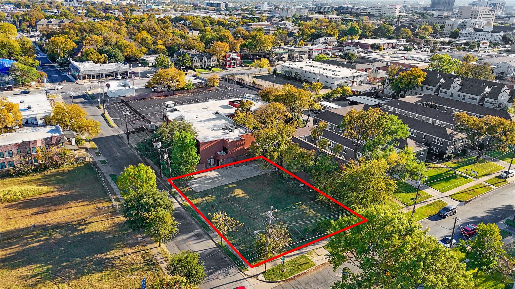 main property photo 10