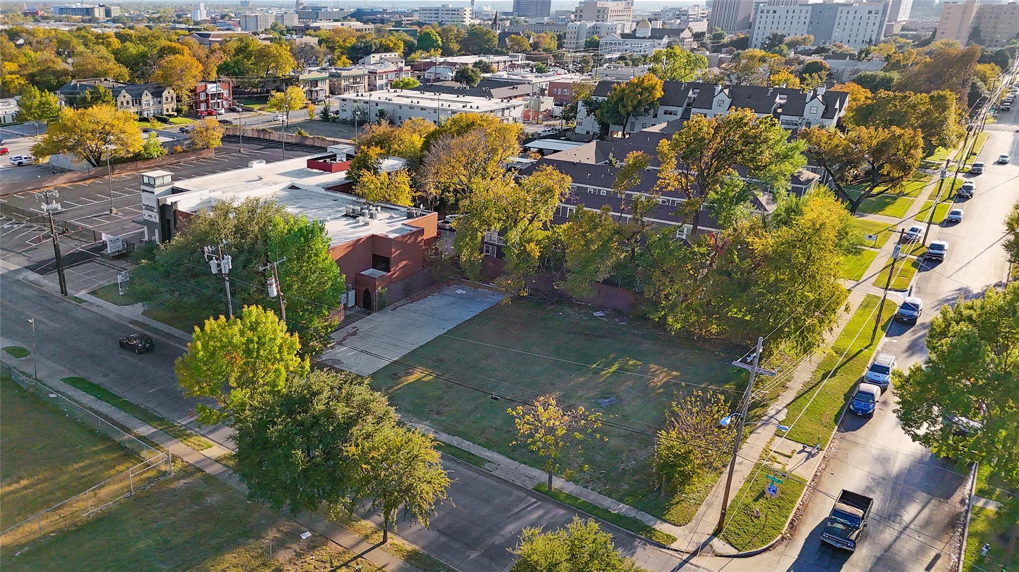 main property photo 8