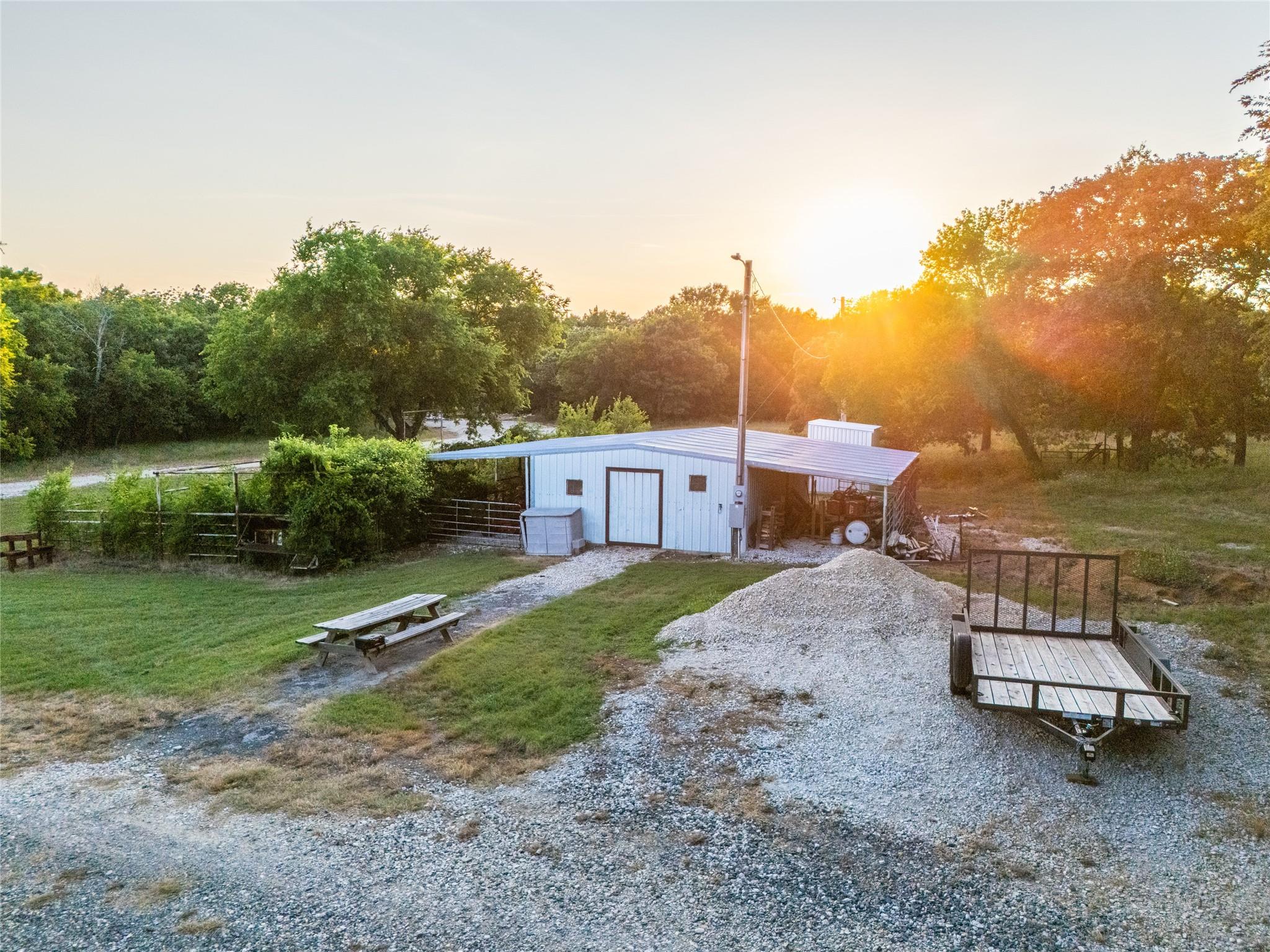 main property photo 21