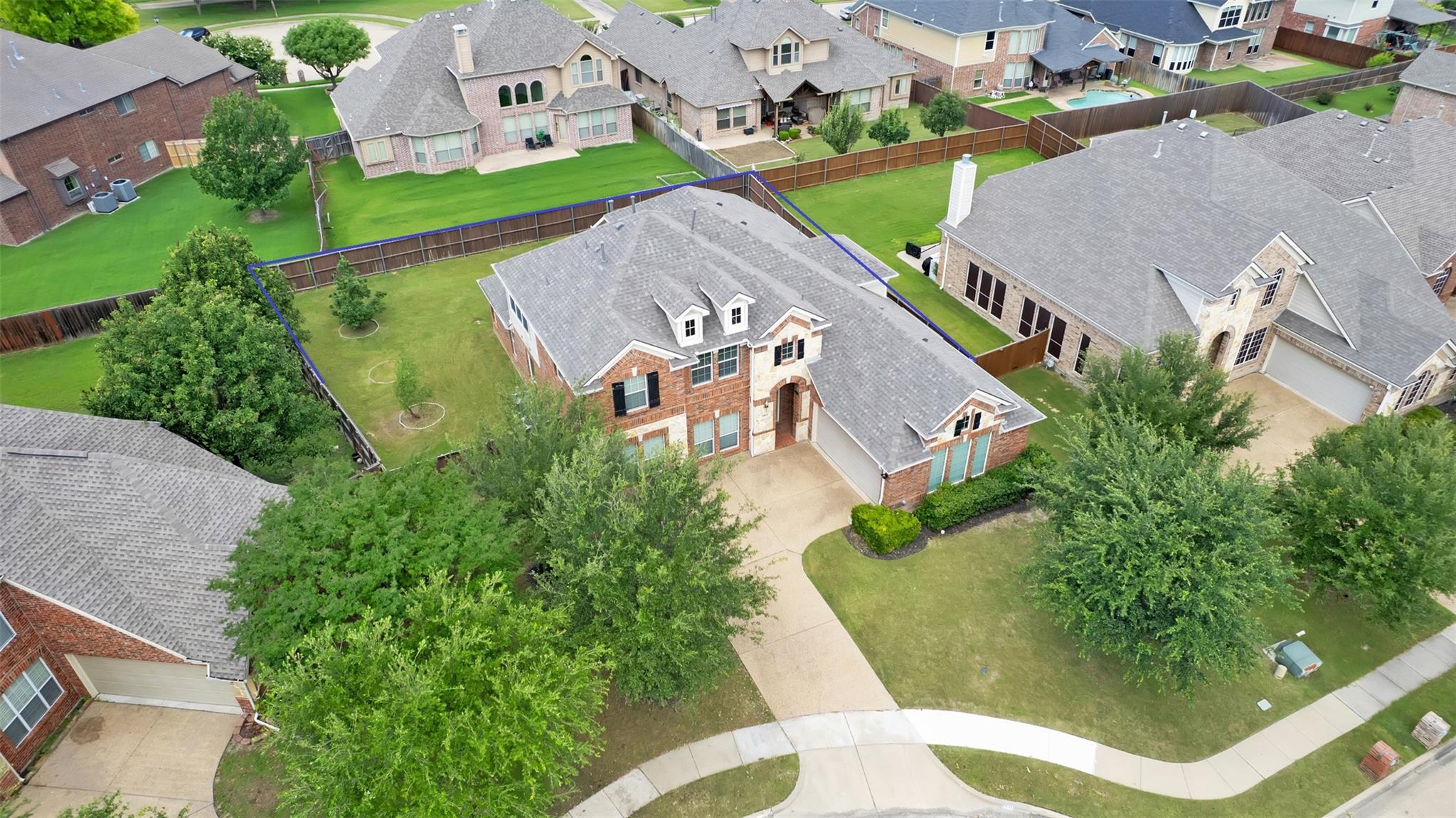 main property photo 2