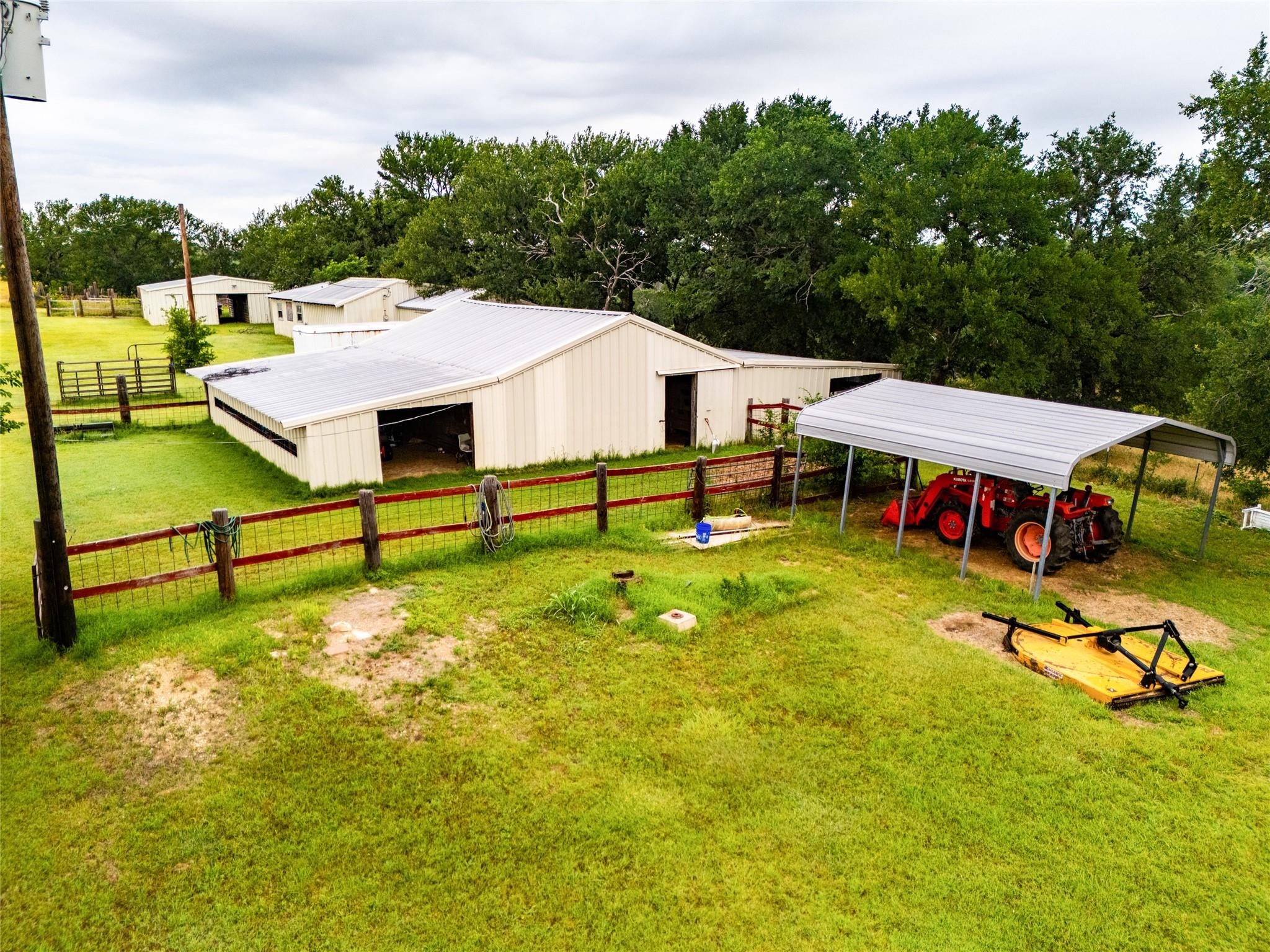 main property photo 12