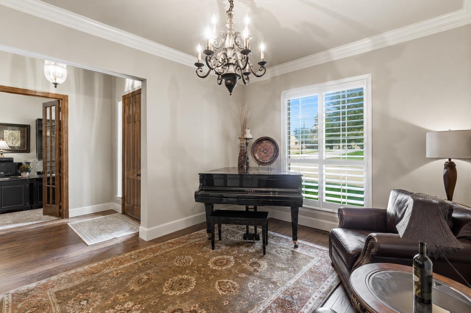 main property photo 6