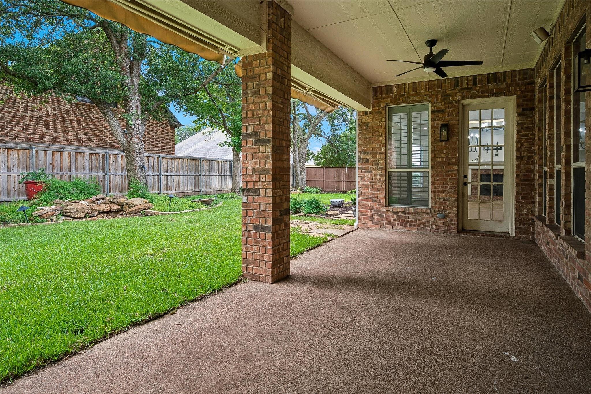 main property photo 29